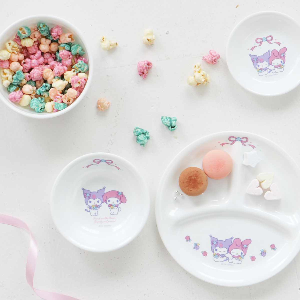 ボウル 13.5cm CORELLE コレールマイメロディ&クロミ 小 ( 強化ガラス 電子レンジ対応 食洗機対応 オーブン対応 皿 お皿 器 軽い 割れにくい おしゃれ かわいい キャラクター サラダボウル ヨーグルト 朝食 前菜 耐久性 丈夫 )