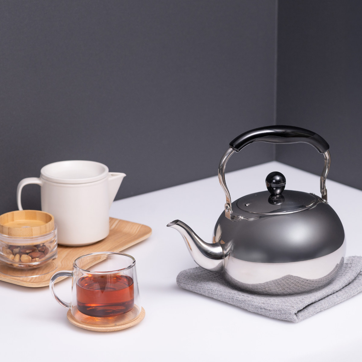 ケトル 2.5L IH対応 月のしずく ステンレス製 ( ガス火対応 やかん 湯沸かし 湯沸し ポット 2.5リットル ステンレスケトル 調理器具 キッチン用品 おしゃれ )