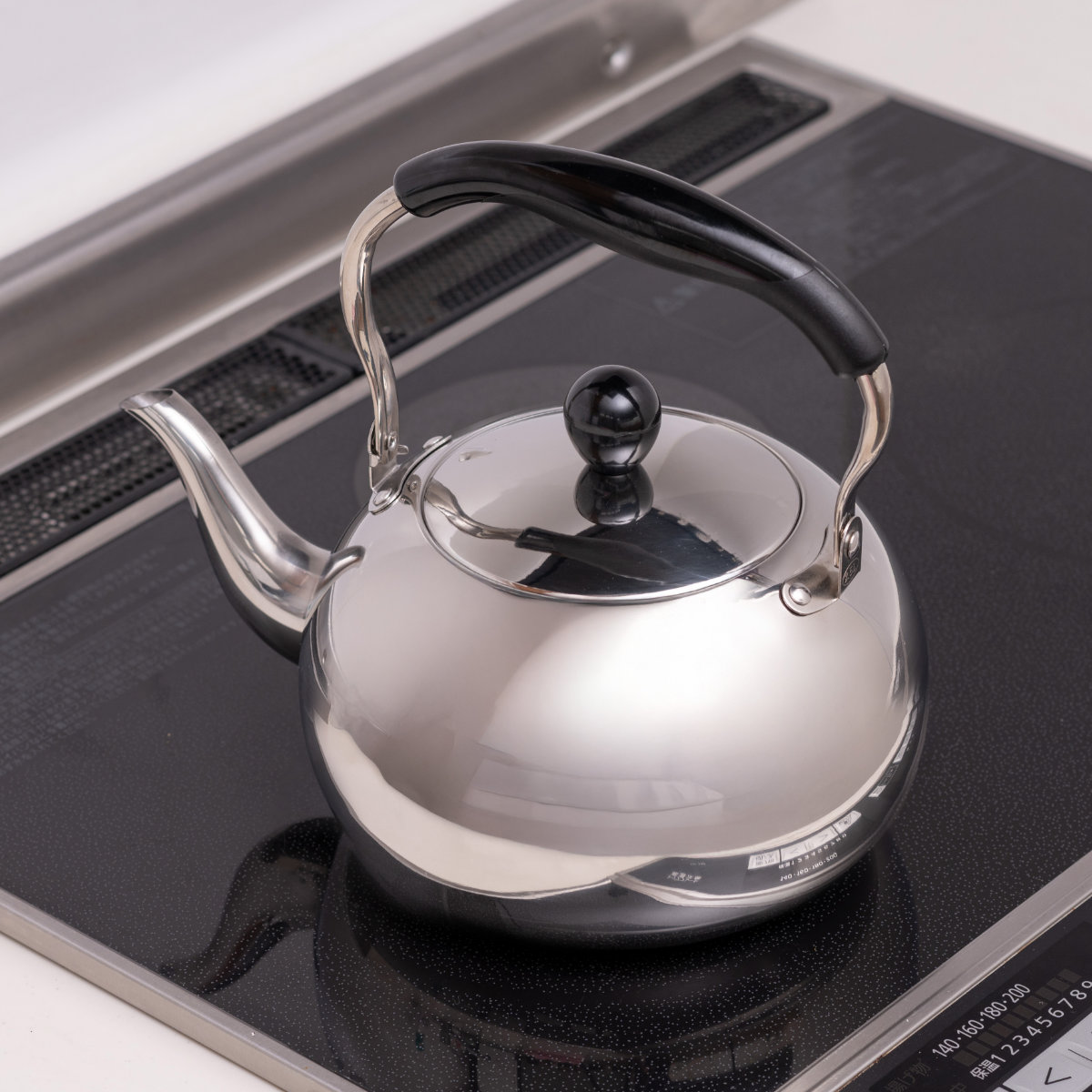 ケトル 2.5L IH対応 月のしずく ステンレス製 ( ガス火対応 やかん 湯沸かし 湯沸し ポット 2.5リットル ステンレスケトル 調理器具 キッチン用品 おしゃれ )