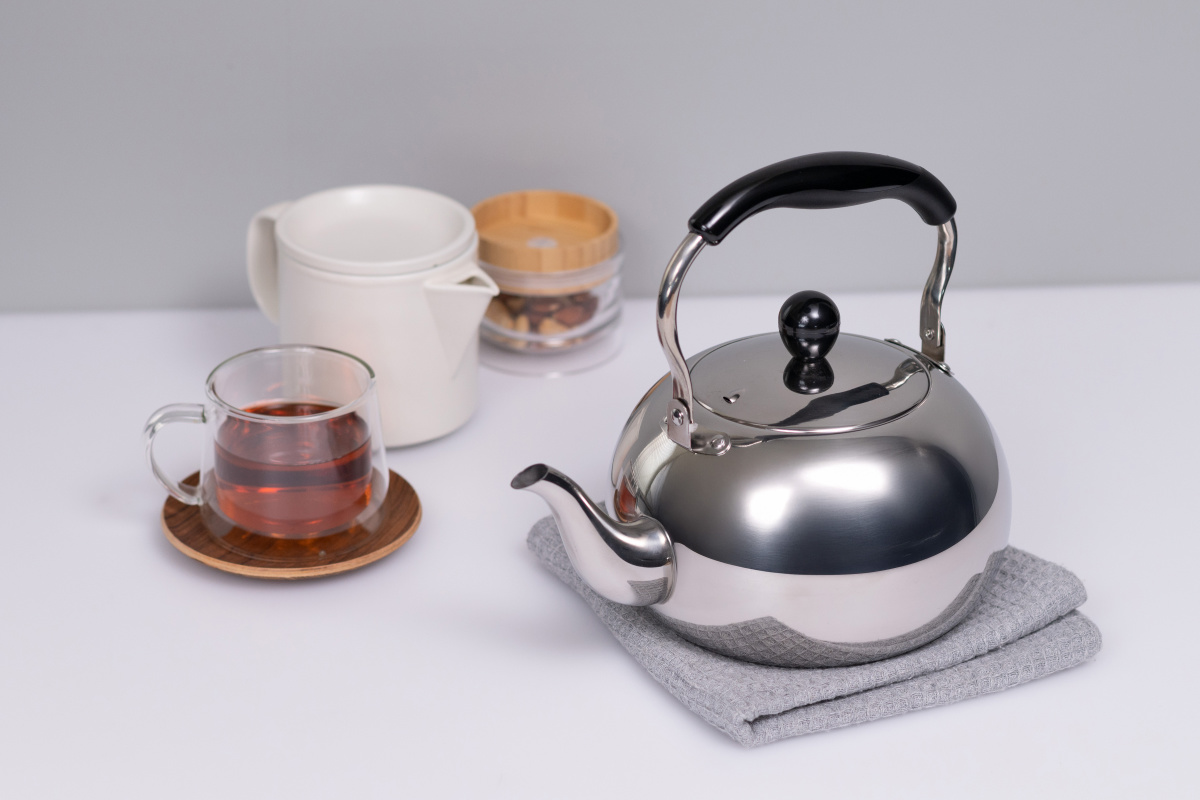 ケトル 2.5L IH対応 月のしずく ステンレス製 ( ガス火対応 やかん 湯沸かし 湯沸し ポット 2.5リットル ステンレスケトル 調理器具 キッチン用品 おしゃれ )