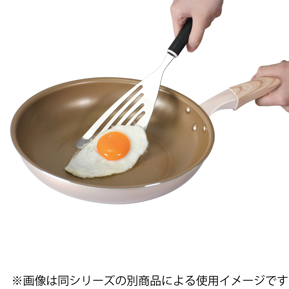 卵焼き器 15×18cm IH対応 ロングライフスピンコート ( ガス火対応 オール熱源対応 金属ヘラOK 玉子焼き器 フライパン エッグパン 玉子焼きフライパン 朝食 弁当作り 時短調理 お弁当作り 軽量 軽い ふっ素加工 アルミ製 ホワイト )