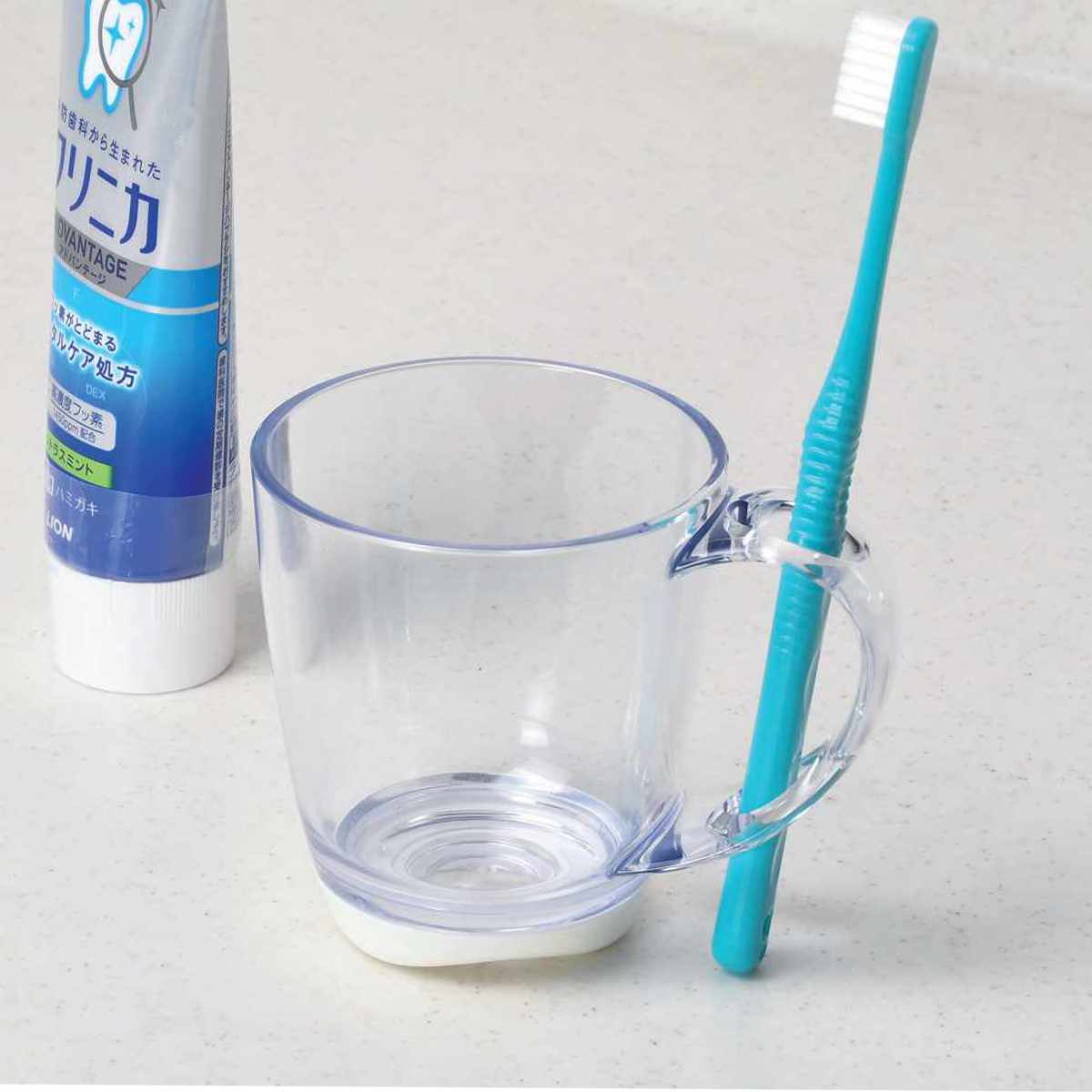 コップ クリアリィ 歯ブラシスタンドコップ ( 歯磨きコップ 歯ブラシスタンド付き うがいコップ 洗面グッズ 歯ブラシ 収納 歯磨き用コップ クリア )