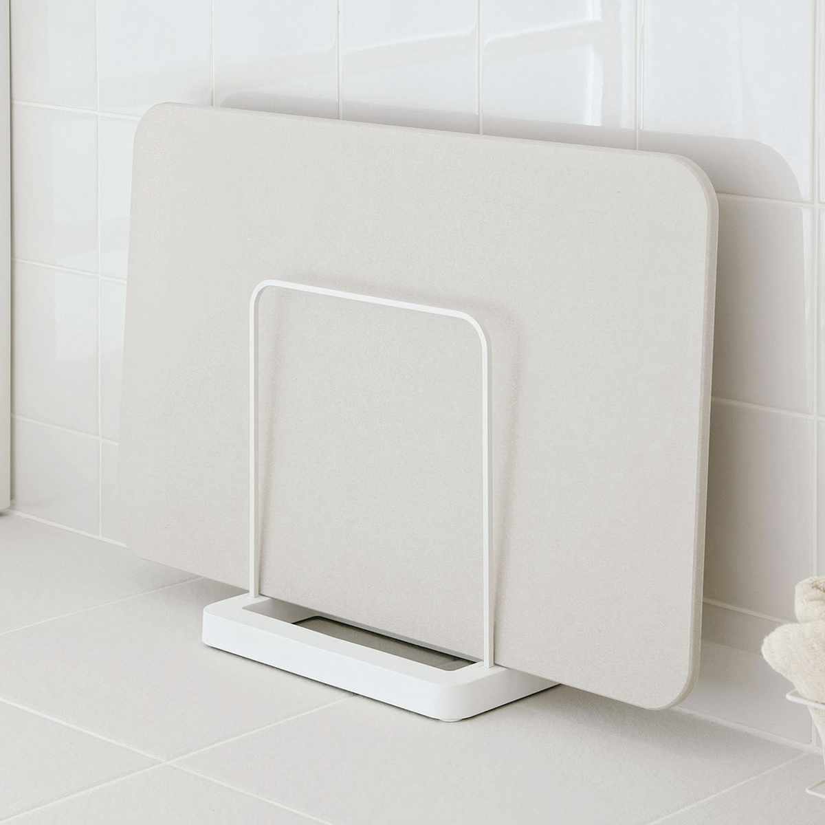 バスマットスタンド シンプルピュア 珪藻土バスマットスタンド ( 珪藻土バスマット スタンド 収納 バスマット ラック バスマット立て 珪藻土マット スッキリ収納 乾燥 バスグッズ シンプル ホワイト )