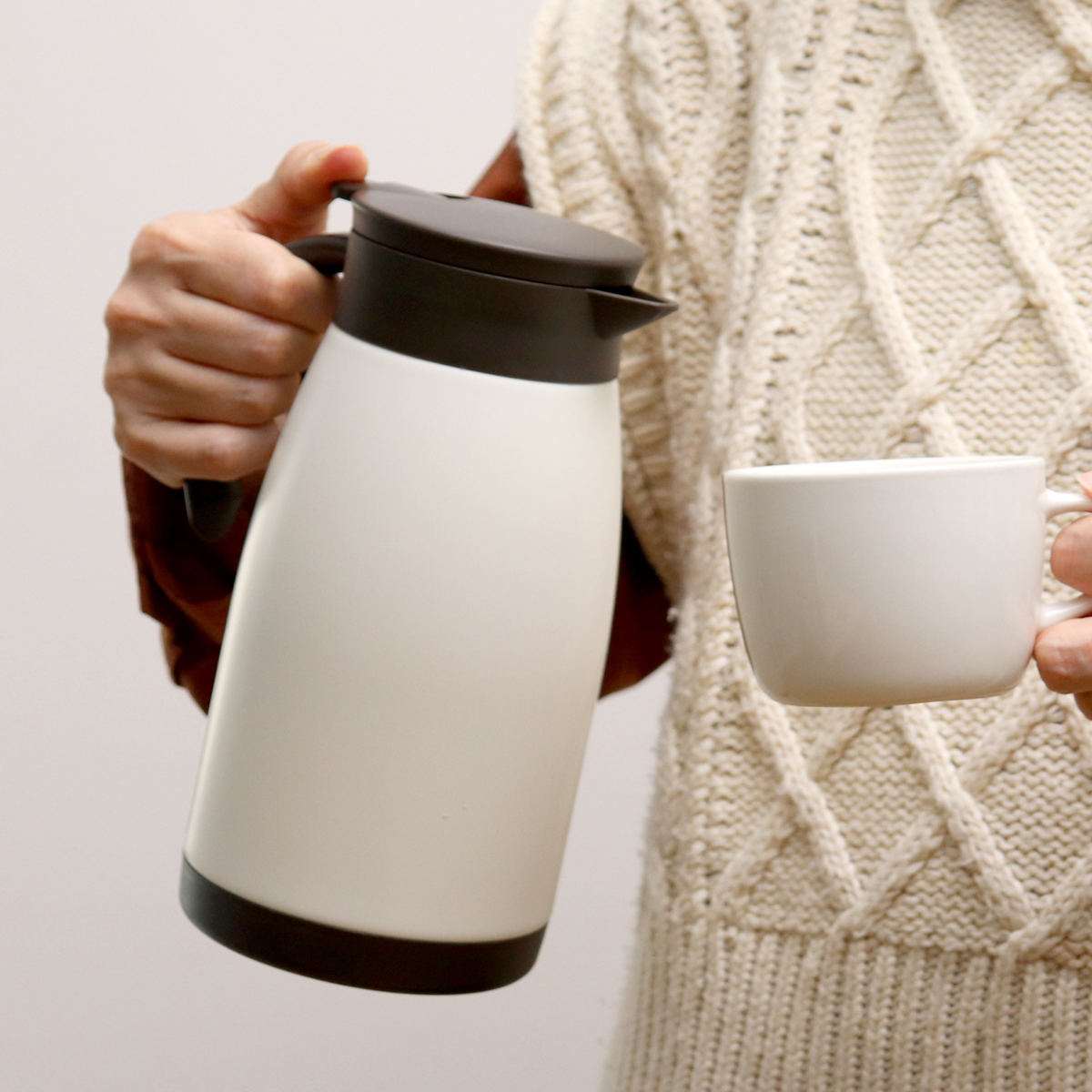 卓上ポット 1L 保温 保冷 エコット テーブルポット ステンレス製 ( ステンレスポット 保温ポット 保冷ポット 真空二重構造 ステンレス お湯割り 魔法瓶 )