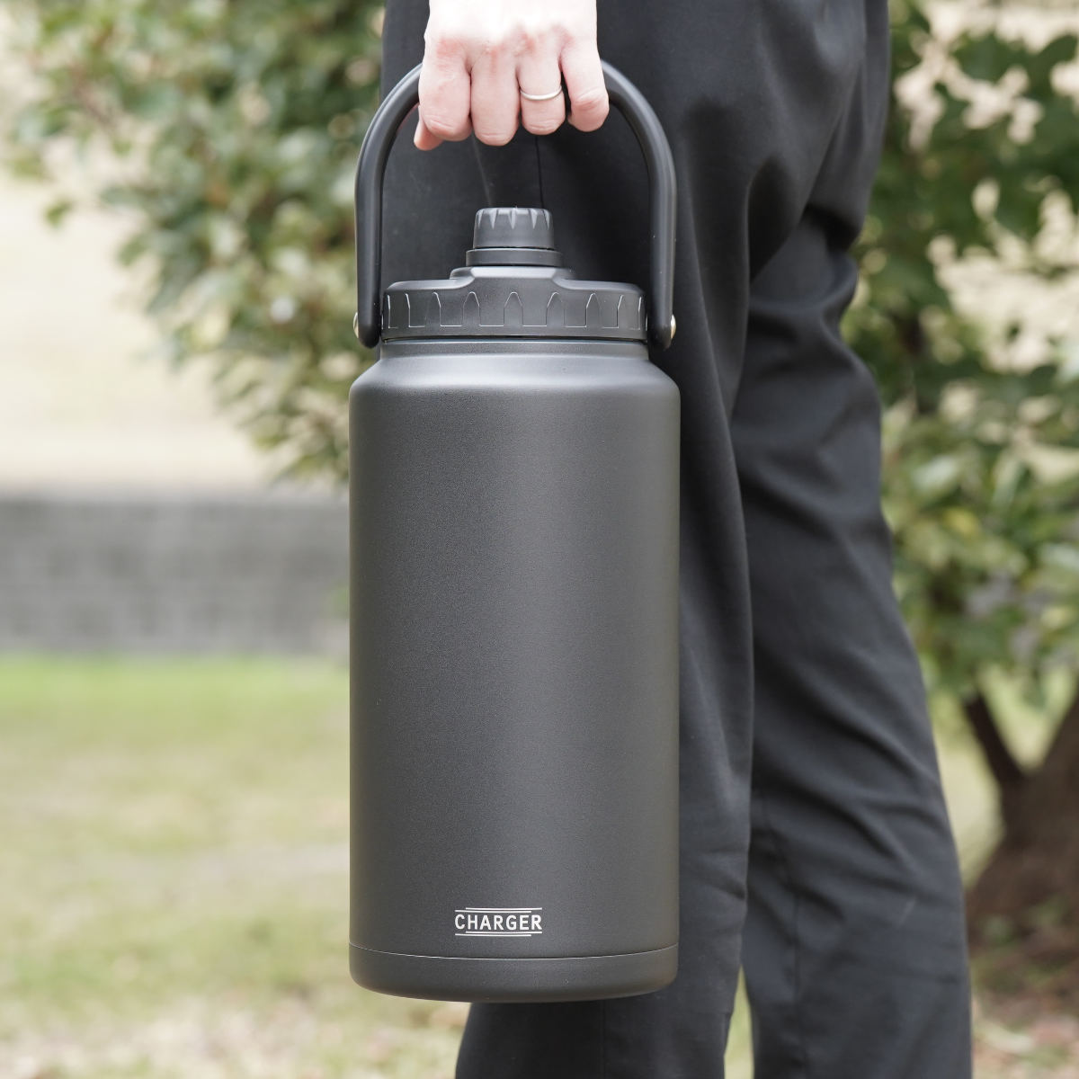 水筒 3.8L チャージャー アイスコンテナジャグ3800 保冷 ( 大容量 直飲み 3リットル スポーツ 保冷専用 スポーツジャグ スポーツボトル ダイレクトボトル アイスコンテナ 氷入れ容器 広口 ハンドル付き タンク 持ち運び 取っ手付き )