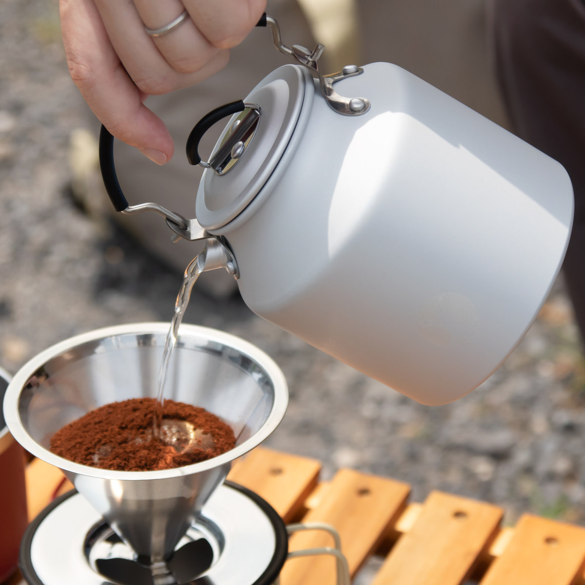 アルミケトル 丸型クッカーに入るアルミケトル625ml F.C.P キャプテンスタッグ ( CAPTAIN STAG ケトル 625リットル ヤカン やかん ケットル キャンプ用品 調理器具 アウトドア キッチンツール 丸型 クッカー収納 持ち運び )