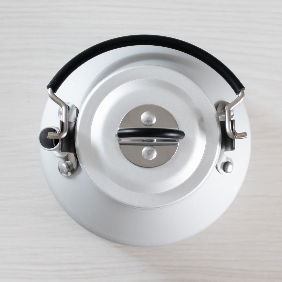 アルミケトル 丸型クッカーに入るアルミケトル625ml F.C.P キャプテンスタッグ ( CAPTAIN STAG ケトル 625リットル ヤカン やかん ケットル キャンプ用品 調理器具 アウトドア キッチンツール 丸型 クッカー収納 持ち運び )