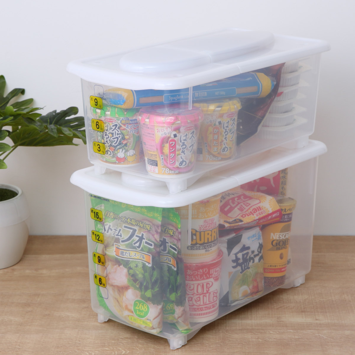 米びつ 10kg ストックス ストッカー 計量カップ付き ( キャスター付き 計量カップ 日本製 シンク下 プラスチック 米櫃 こめびつ 保管 保存 お米収納 お米保管 ライスストッカー 米 お米 保存容器 コメビツ 10キロ )