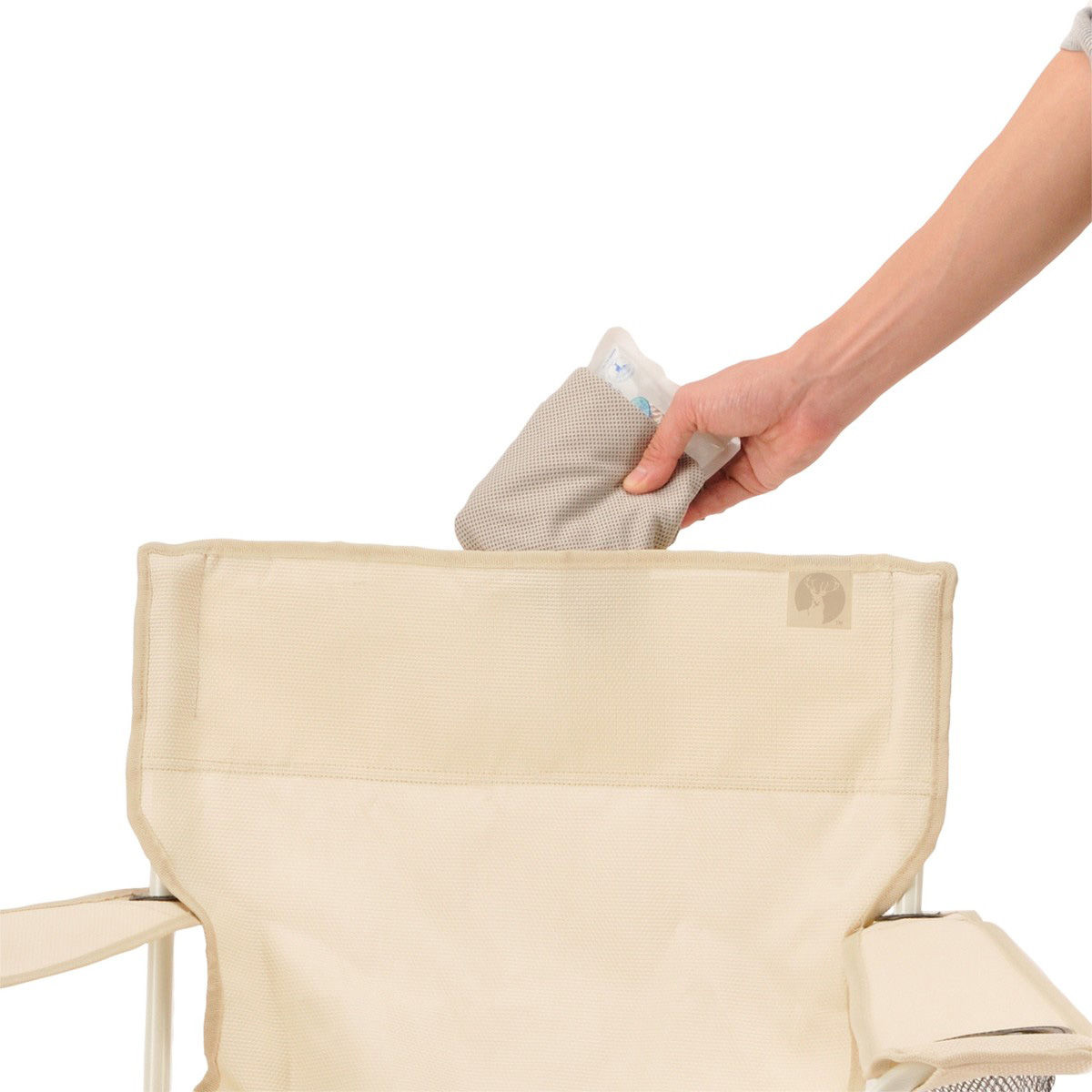 クールメッシュ リラックスラウンジチェア キャプテンスタッグ ( CAPTAIN STAG アウトドア 椅子 肘掛付き チェア シンプル キャンプ キャンプ用品 レジャー用品 アウトドアチェア いす 1人掛け 折り畳み 袋付き ) 【ブラック】 ブラック