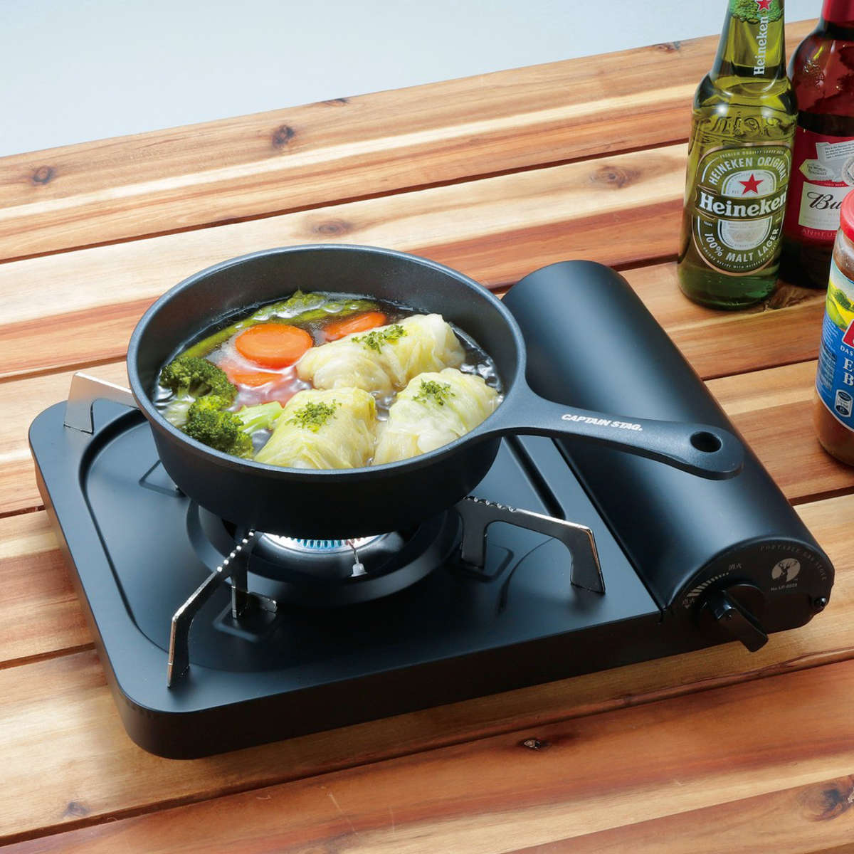 アルミ 深型スキレット18cm IH対応 キャプテンスタッグ ( CAPTAIN STAG マルチ グリル プレート アルミ製 フライパン 18センチ キャンプ アウトドア キャンプ飯 焚火 ガス火対応 IH オール熱源対応 軽量 丸型 )