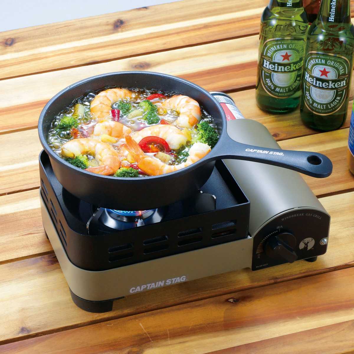 アルミ 深型スキレット18cm IH対応 キャプテンスタッグ ( CAPTAIN STAG マルチ グリル プレート アルミ製 フライパン 18センチ キャンプ アウトドア キャンプ飯 焚火 ガス火対応 IH オール熱源対応 軽量 丸型 )