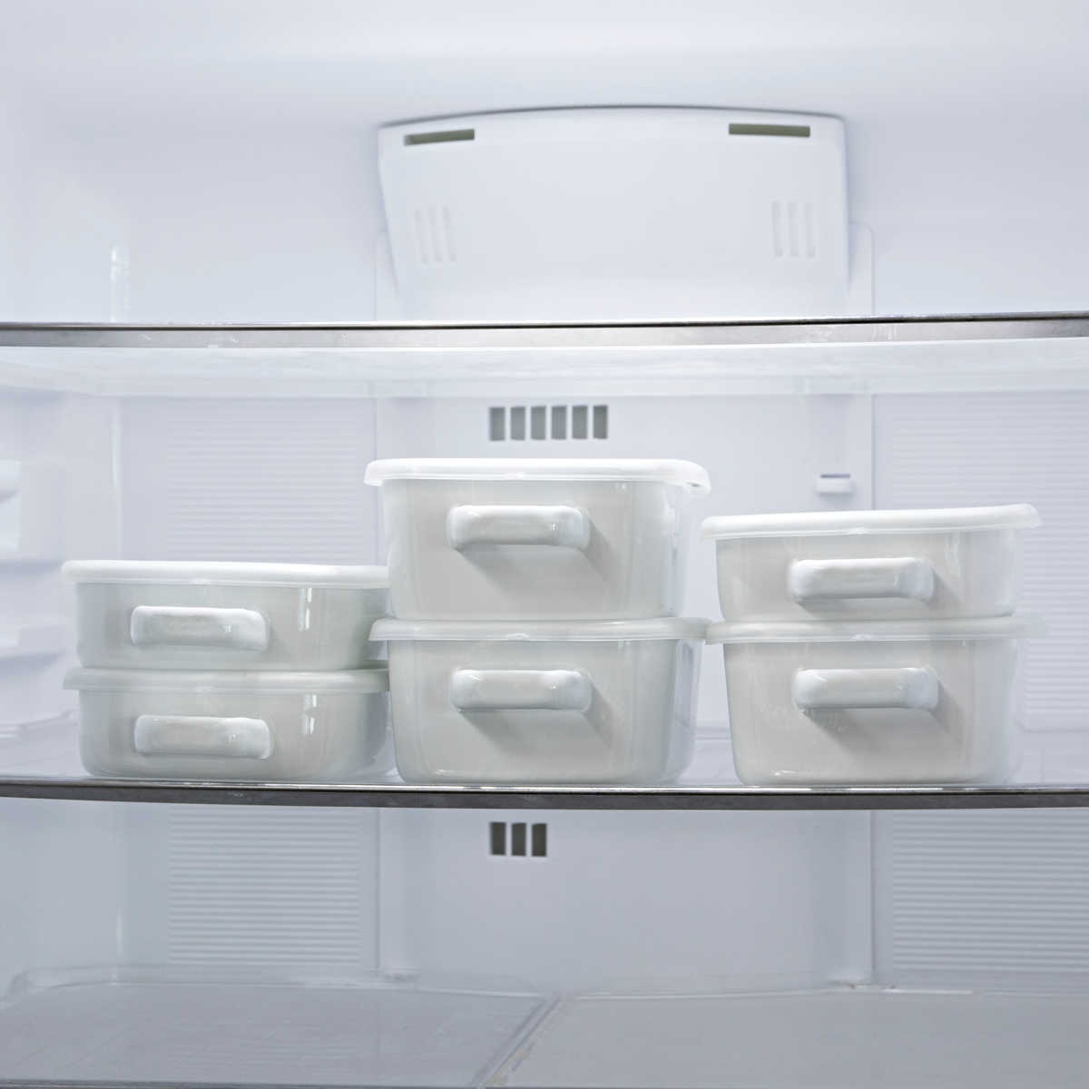 グラタン皿 18cm 浅型 ホーロー ブランキッチン ( オーブン対応 オーブンウェア 耐熱皿 保存容器 バット ふた付き ホーロー製 琺瑯 作り置き 漬物容器 角型 アウトドア キャンプ 保温性 耐久性 お手入れ 簡単 持ち手付き )