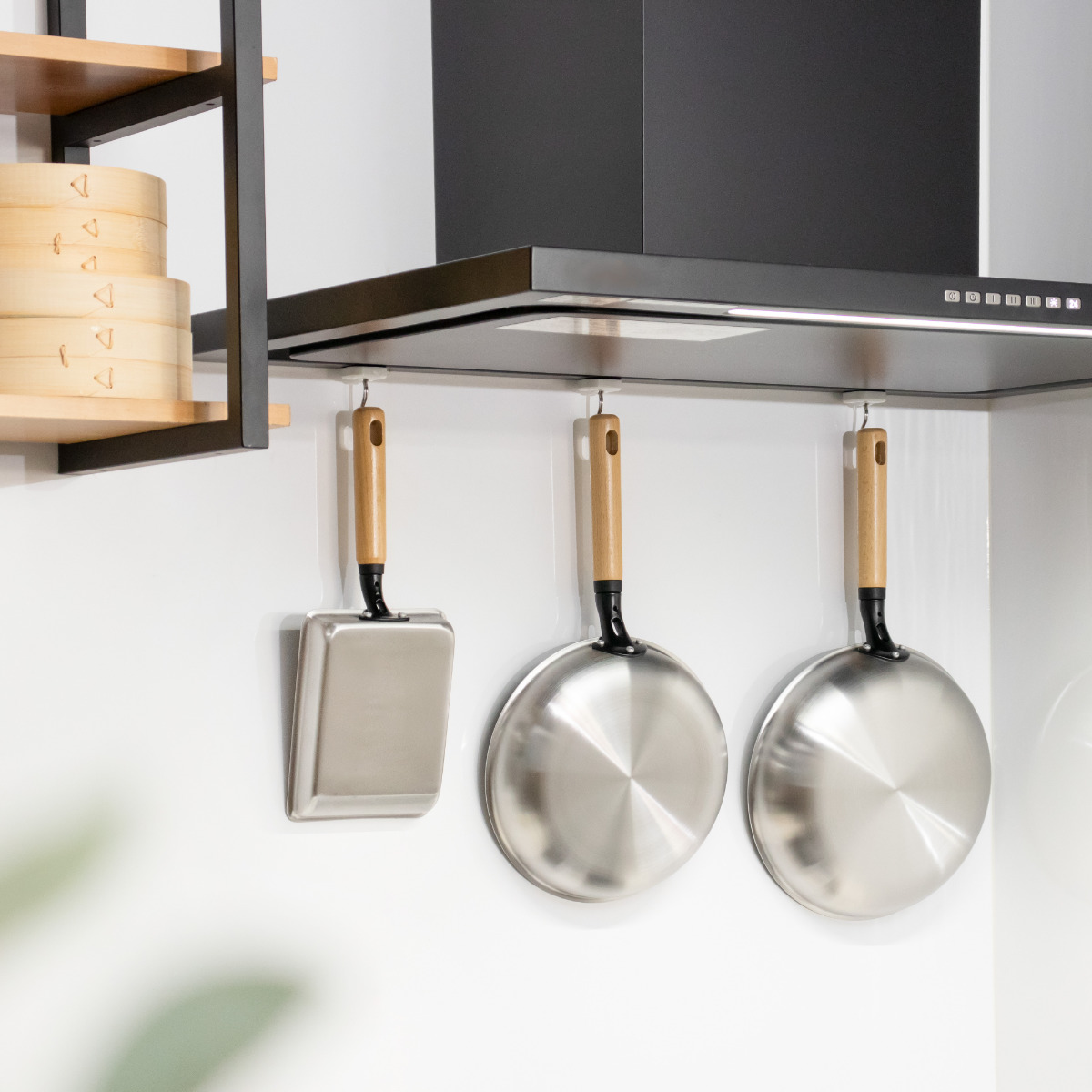 フライパン 24cm IH対応 ファストクック+ 2層鋼ダイヤモンドコート 木柄 ( ガス火対応 オール熱源対応 ふっ素加工 軽い 24センチ 浅型 フッ素加工 ステンレス アルミ 2層構造 軽量 )