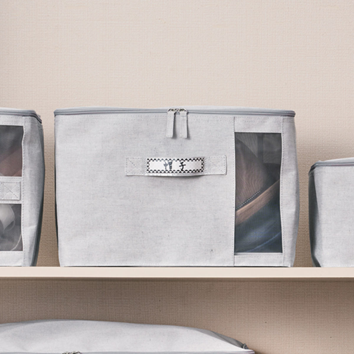 収納ボックス ふた付き エコファブボックス 収納 S 幅38×奥行26×高さ26cm ( 収納ケース 衣類収納ケース 布製 衣装ケース 窓付き 取っ手 衣類 クローゼット収納 フタ付き 蓋付き 折りたたみ 整理整頓 保管 エコ 再生素材 )