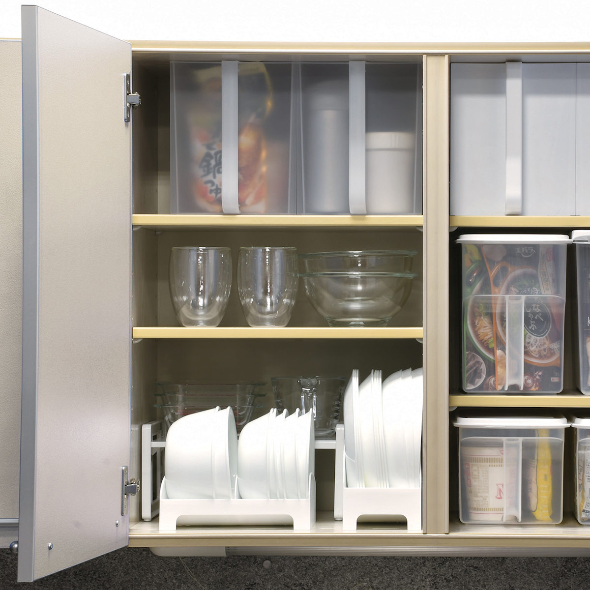 キッチン収納ケース キャビスタ ぴったり並ぶ 吊戸棚ストッカー ( キッチンストッカー 取っ手付き 吊戸棚 ケース ボックス 吊戸棚ボックス 深型 日本製 吊戸棚収納 吊り戸棚ストッカー 収納BOX 吊り戸棚 蓋なし スタッキング 整理 ) 【ホワイト】 ホワイト