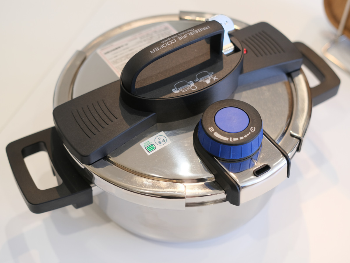 圧力鍋 緑色 大容量 ガス・IH対応*9 圧力鍋 緑色 大容量 ガス・IH対応*9 圧力鍋 緑色 大容量 ガス・