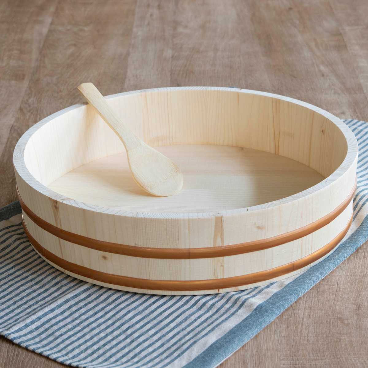 寿司桶 39cm 和の里 木製飯台 約一升用 ( すし桶 天然木 木製 飯台 すし飯台 飯切 手巻き寿司 ちらし寿司 1升用 桶 木桶 お祝い事 イベント ホームパーティー ひな祭り )