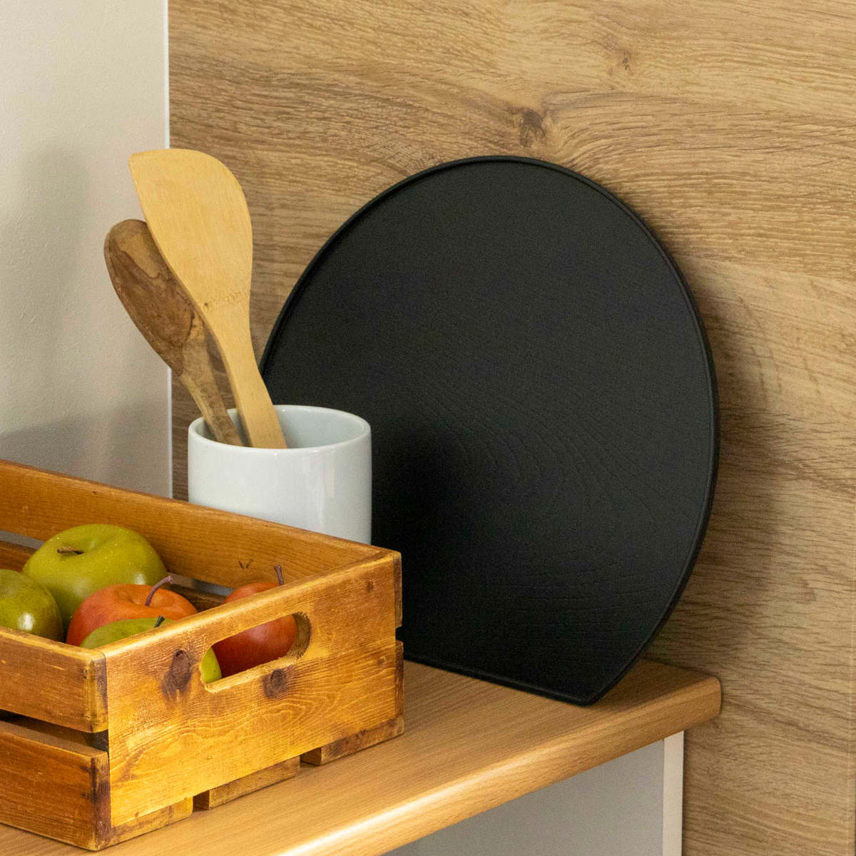 お盆 ノンスリップ 抗菌 半月盆 ( 半月膳 日本製 おしゃれ かわいい 木目調 木目調トレー 盆 抗菌加工 ランチョンマット トレイ キッチントレー ノンスリップ加工 )