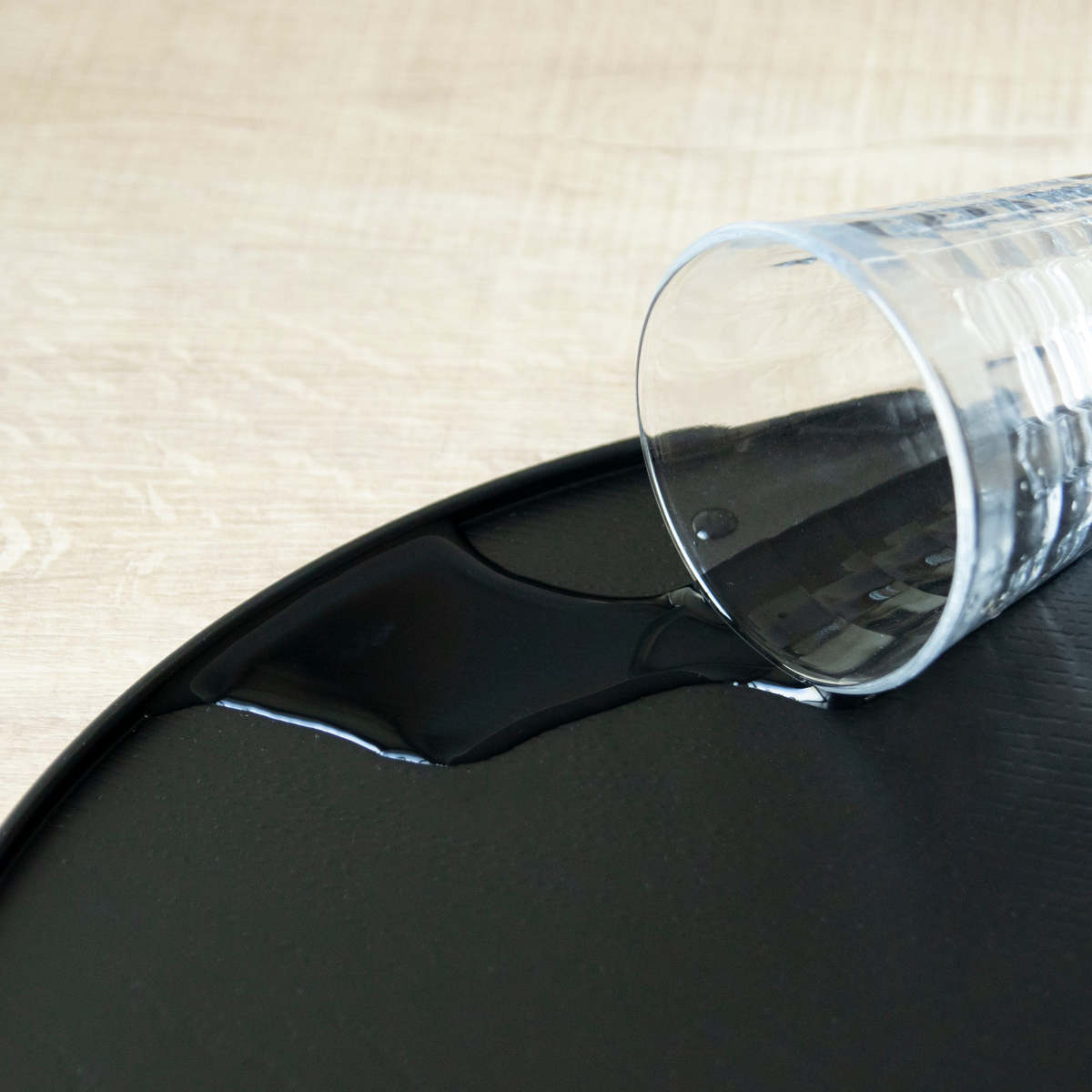 お盆 ノンスリップ 抗菌 半月盆 ( 半月膳 日本製 おしゃれ かわいい 木目調 木目調トレー 盆 抗菌加工 ランチョンマット トレイ キッチントレー ノンスリップ加工 )