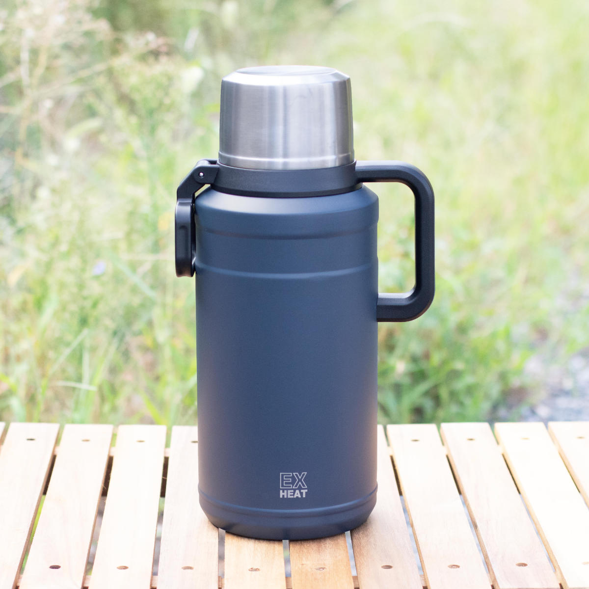 水筒 3.5L エクスヒート メガボトル3500 ステンレス 保温保冷 ( 保温 保冷 コップ飲み ステンレスボトル コップ メガボトル 大容量 ワンタッチ マグ ボトル 真空二重構造 おしゃれ アウトドア ハンドル ベルト付き )