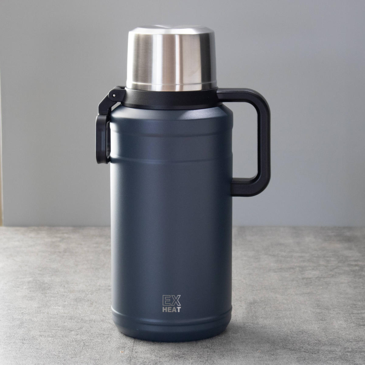 水筒 3.5L エクスヒート メガボトル3500 ステンレス 保温保冷 ( 保温 保冷 コップ飲み ステンレスボトル コップ メガボトル 大容量 ワンタッチ マグ ボトル 真空二重構造 おしゃれ アウトドア ハンドル ベルト付き )