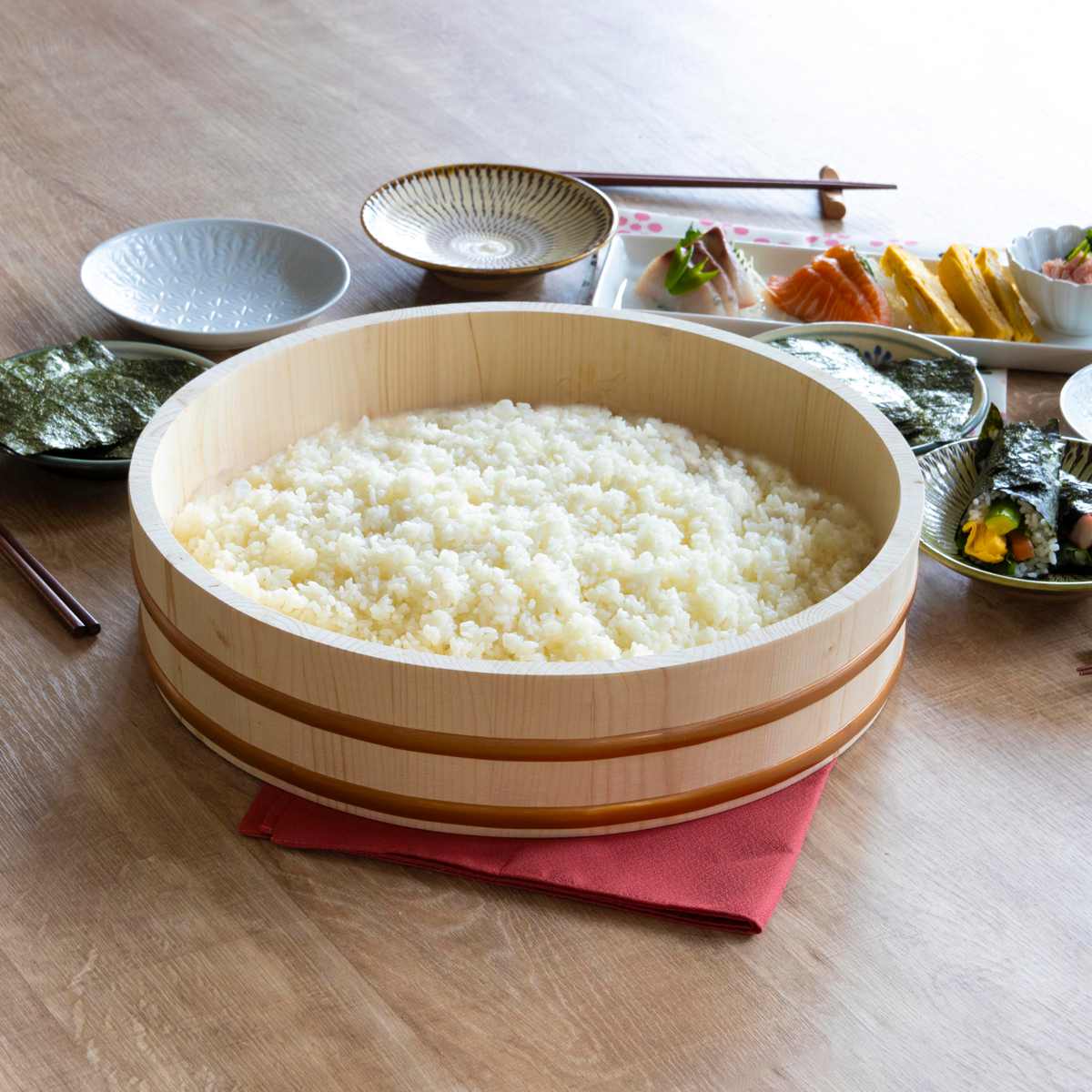 すし桶 寿司桶 飯台 木製 36cm 約7合用 ( 木製飯台 おひつ 飯切 すしおけ 酢飯 寿司 7合 半切 スシ桶 すし おけ 天然木 器 桶 36 センチ )