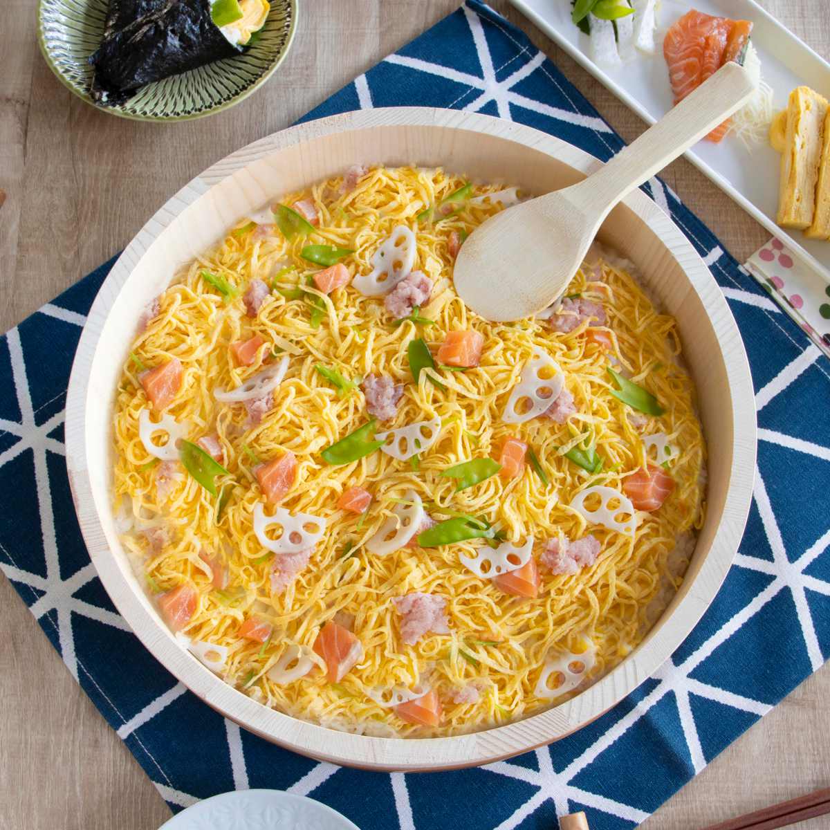 すし桶 寿司桶 飯台 木製 36cm 約7合用 ( 木製飯台 おひつ 飯切 すしおけ 酢飯 寿司 7合 半切 スシ桶 すし おけ 天然木 器 桶 36 センチ )