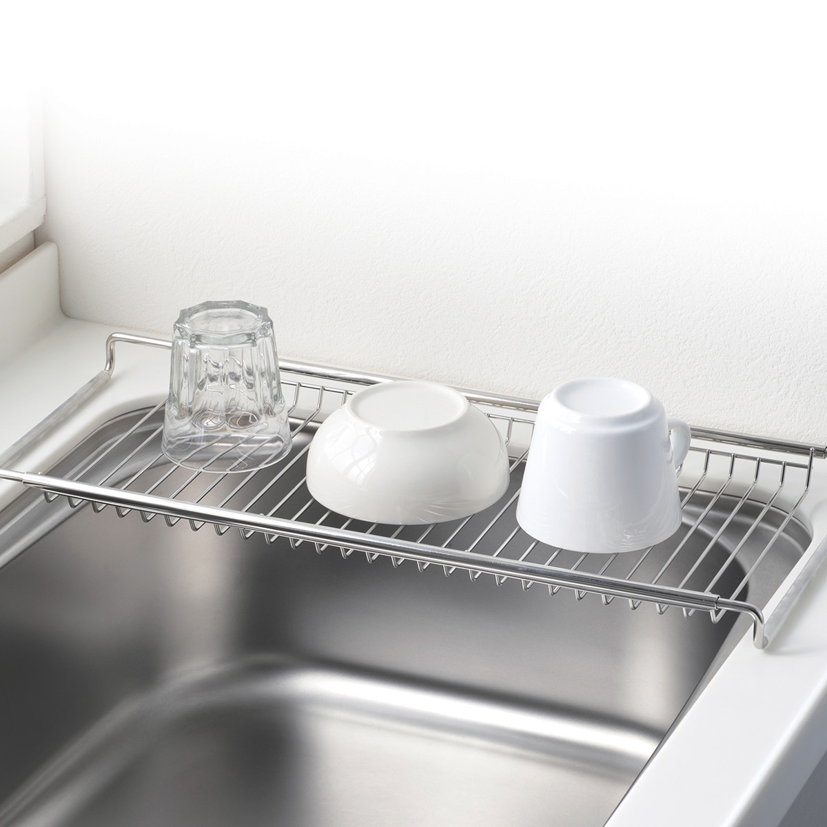 水切りラック シンク渡し アットアクア ステンレス製 スライド水切りラック ( 水切りトレー ステンレス シンクラック シンク上 伸縮 スライドラック スライド 洗い物 食器 乾燥 野菜 洗う 作業台 省スペース グラス お皿 )
