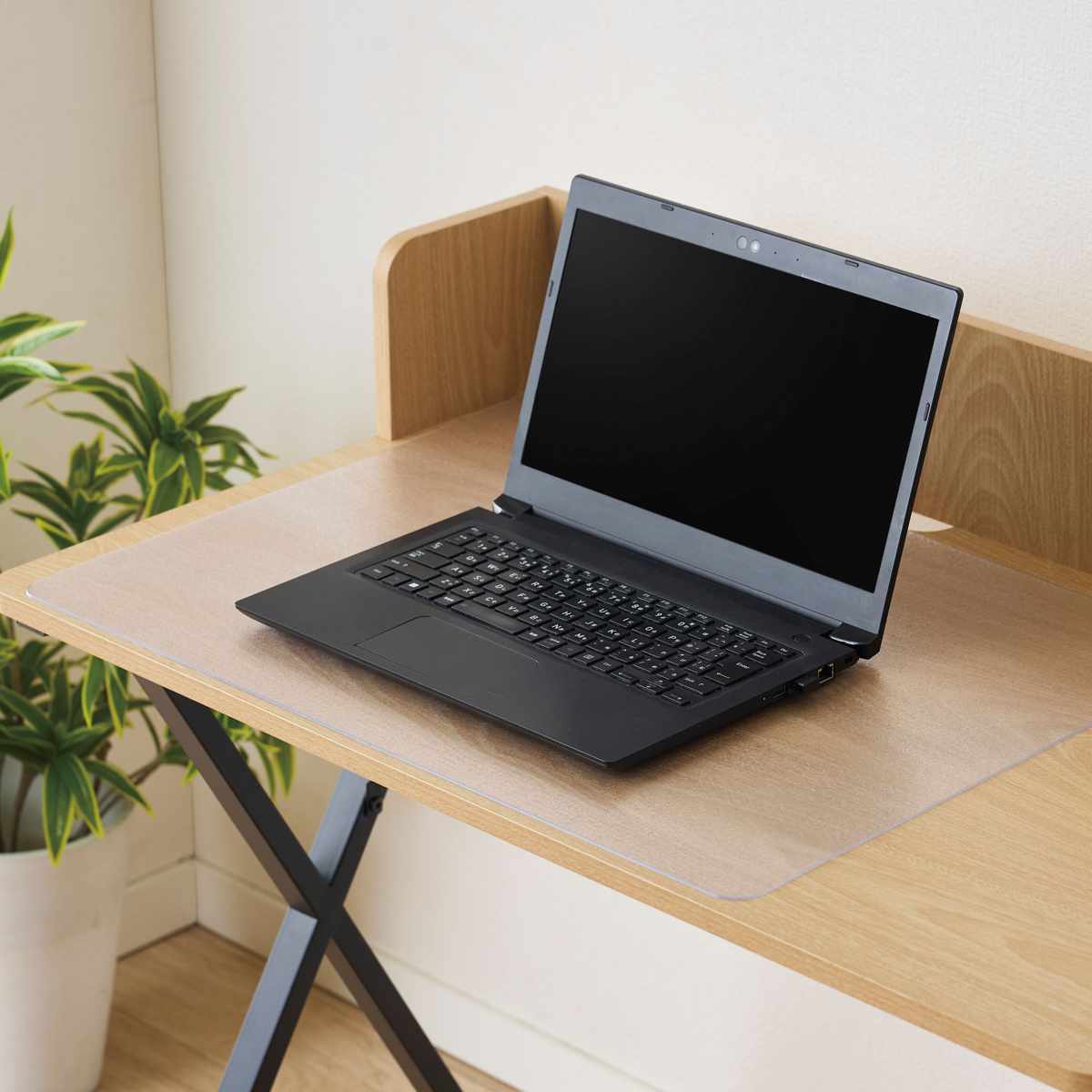 キッチンマット クリア 60×120cm 床暖房対応 ( 60cm 120cm 透明 キッチン マット 台所マット 拭けるキッチンマット PVC 洗濯不要 ズレない 傷防止 汚れ防止 カット 薄い 透ける 床暖OK フリーカット )