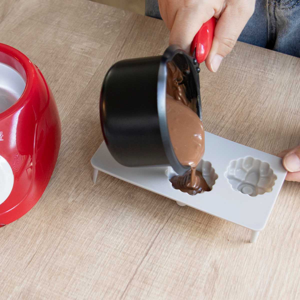 チョコレートフォンデュ 電気 フォンデュ鍋 フッ素加工 プラスチック アルミ ( チョコフォンデュ チョコレート フォンデュ 保温 調理器具 製菓道具 調理用品 電気鍋 パーティ クリスマス バレンタイン 電気フォンデュ鍋 )