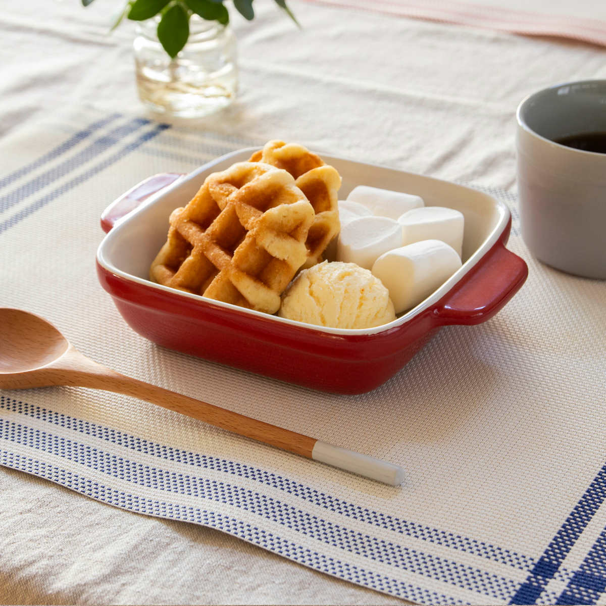 グラタン皿 14cm 正方形 深型 陶磁器 ( 電子レンジ対応 オーブン対応 トースター対応 耐熱皿 食器 耐熱容器 四角 スクエア 角 耳付き 一人用 グラタン ラザニア おしゃれ かわいい )