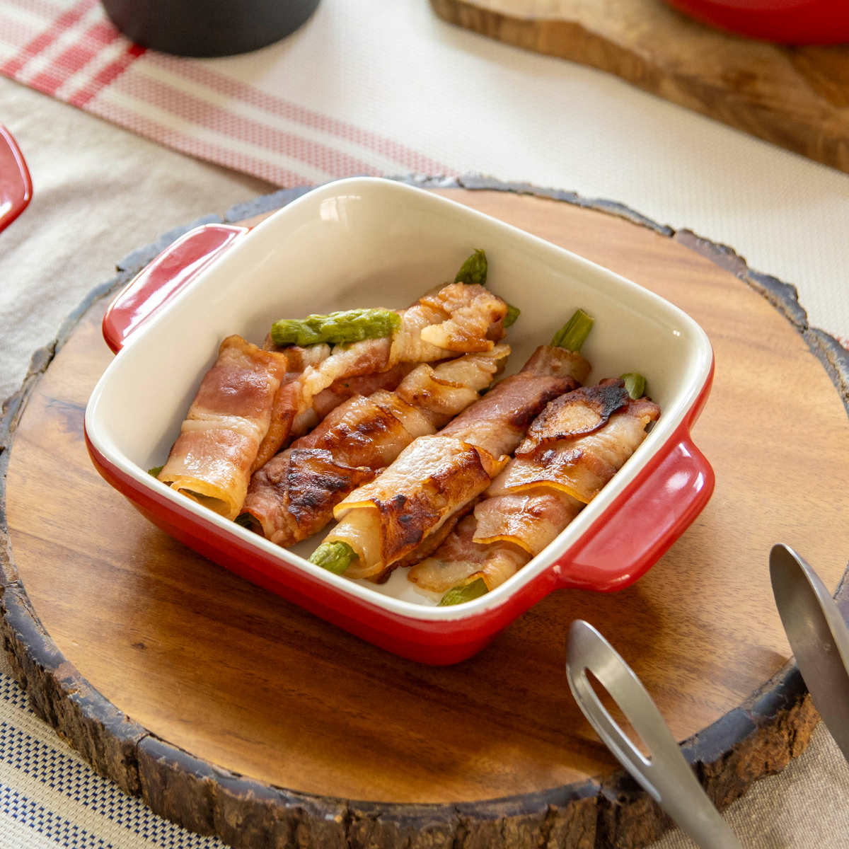 グラタン皿 14cm 正方形 深型 陶磁器 ( 電子レンジ対応 オーブン対応 トースター対応 耐熱皿 食器 耐熱容器 四角 スクエア 角 耳付き 一人用 グラタン ラザニア おしゃれ かわいい )