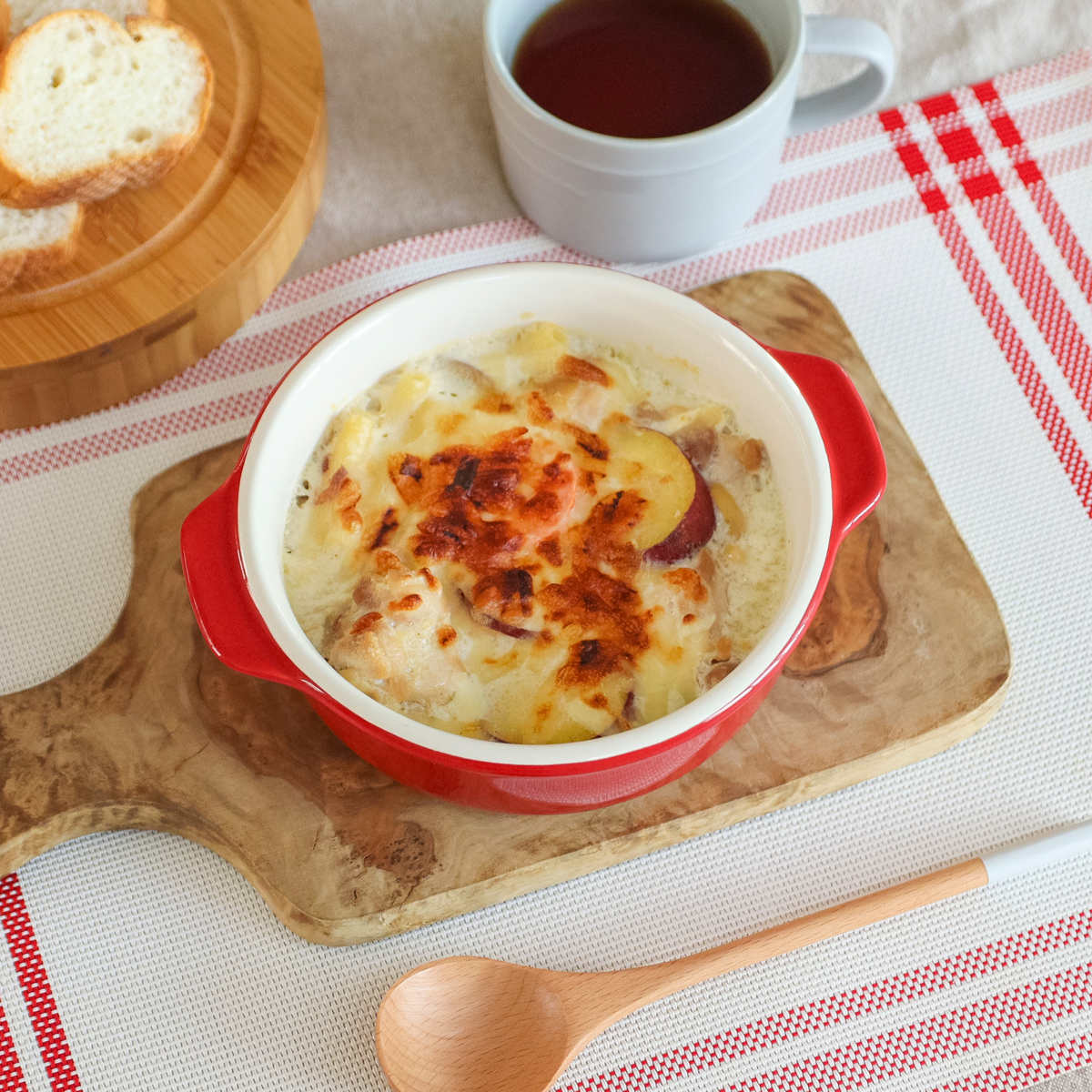 グラタン皿 15cm 丸型 深型 陶磁器 ( 電子レンジ対応 オーブン対応 トースター対応 耐熱皿 食器 耐熱容器 丸 ラウンド 円形 耳付き 一人用 グラタン ラザニア おしゃれ かわいい )