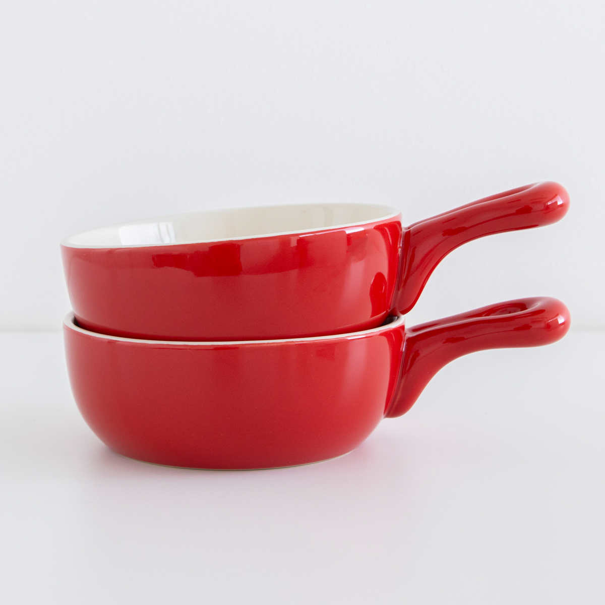 グラタン皿 15cm 丸型 持ち手付き 深型 陶磁器 ( 電子レンジ対応 オーブン対応 トースター対応 耐熱皿 食器 耐熱容器 丸 ラウンド 円形 取っ手付き 一人用 グラタン ラザニア おしゃれ かわいい )