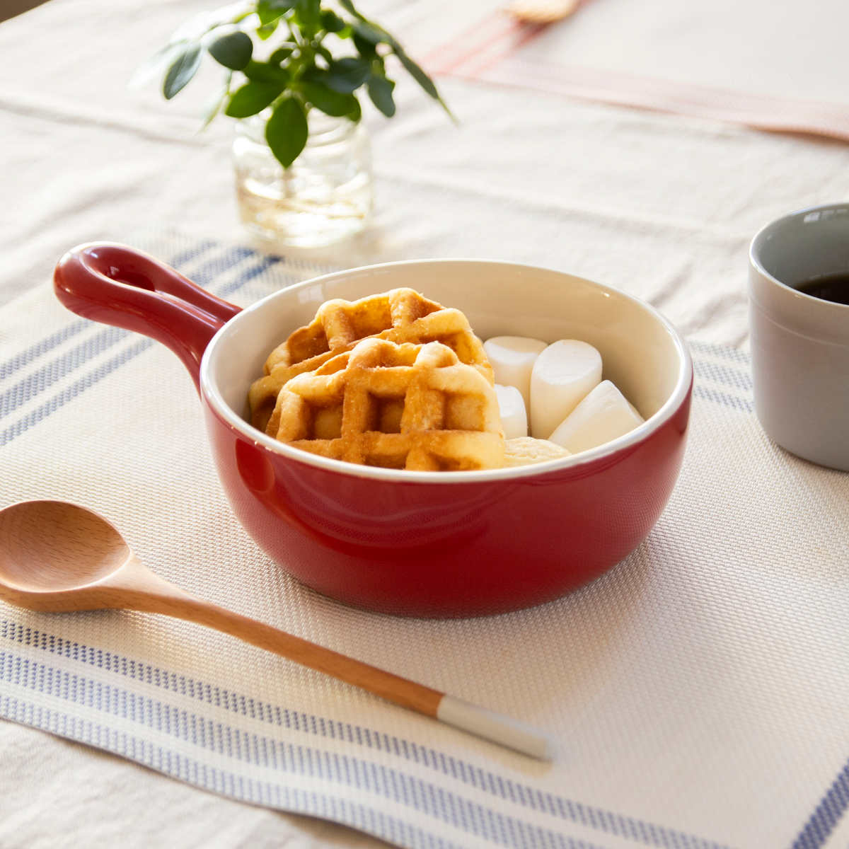 グラタン皿 15cm 丸型 持ち手付き 深型 陶磁器 ( 電子レンジ対応 オーブン対応 トースター対応 耐熱皿 食器 耐熱容器 丸 ラウンド 円形 取っ手付き 一人用 グラタン ラザニア おしゃれ かわいい )