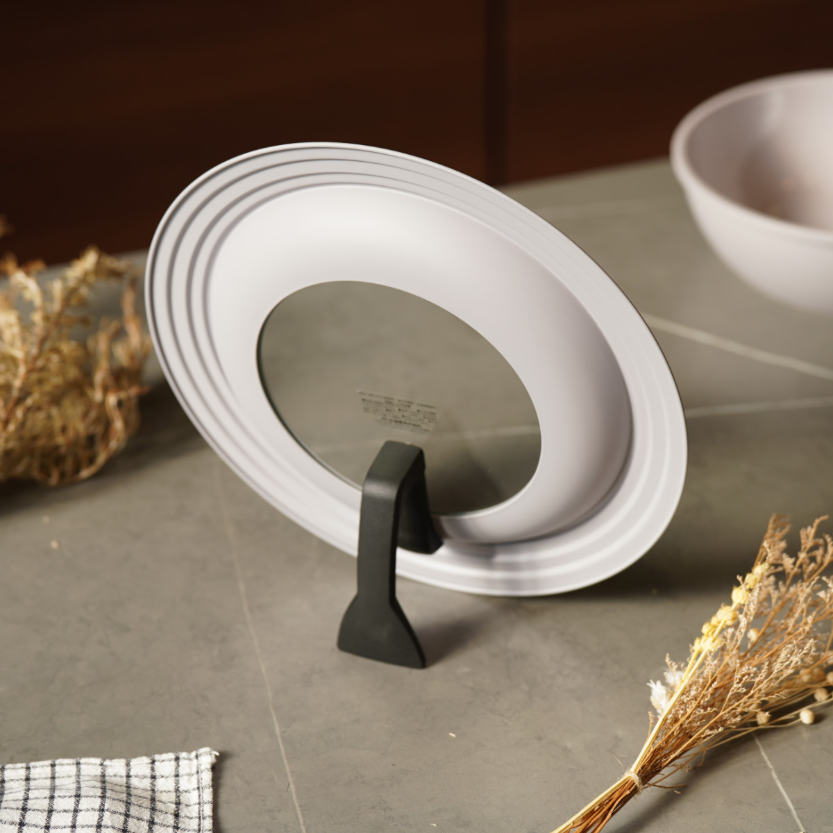 フライパン 蓋 24~28cm ガラス窓付き ハルミック スタンドパンカバー ( 兼用蓋 フライパンカバー 鍋蓋 自立 立つ フライパンフタ フライパン蓋 パンカバー スタンド式 ガラス蓋 兼用フタ フライパンのふた ハンドル付き ) 【ペールピンク】 ペールピンク