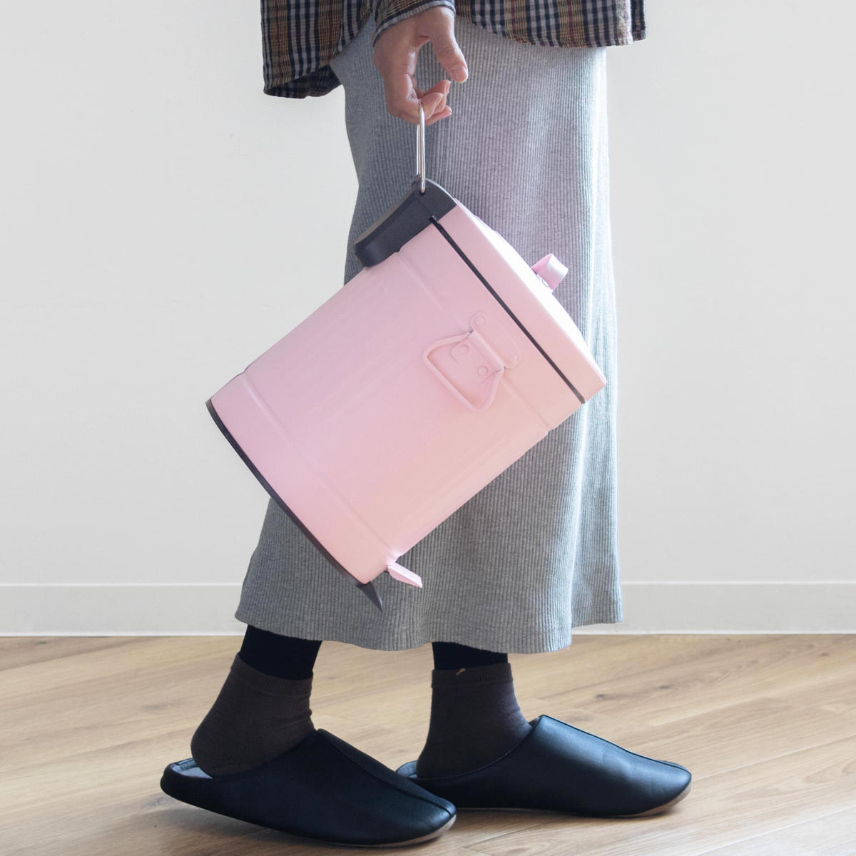 ゴミ箱 ペダルペール クラウス 5L ( ごみ箱 5リットル ペダル式 ふた付き キッチン リビング 分別 おしゃれ 静音 丸 ダストボックス 踏みフタ インナーボックス 付き ピンク ホワイト ) 【ホワイト】 ホワイト