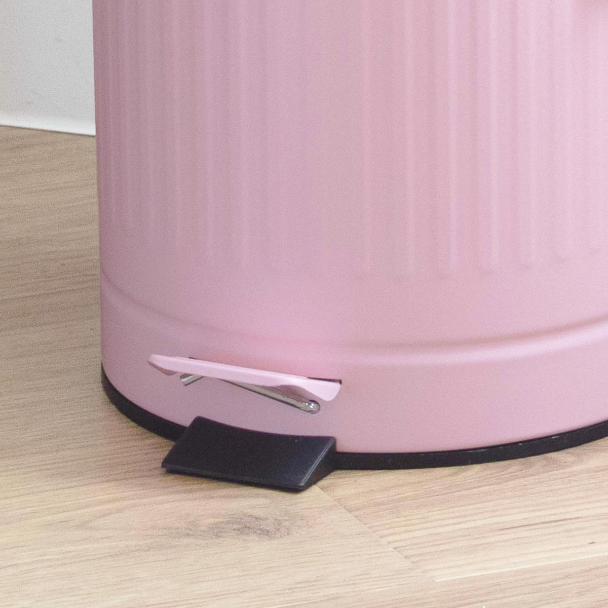 ゴミ箱 ペダルペール クラウス 5L ( ごみ箱 5リットル ペダル式 ふた付き キッチン リビング 分別 おしゃれ 静音 丸 ダストボックス 踏みフタ インナーボックス 付き ピンク ホワイト ) 【ホワイト】 ホワイト