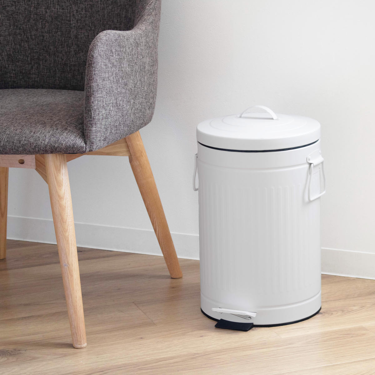 ゴミ箱 ペダルペール クラウス 12L ( ごみ箱 12リットル ペダル式 ふた付き キッチン リビング 分別 おしゃれ 静音 丸 ダストボックス 踏みフタ インナーボックス 付き ピンク ホワイト ) 【ホワイト】 ホワイト