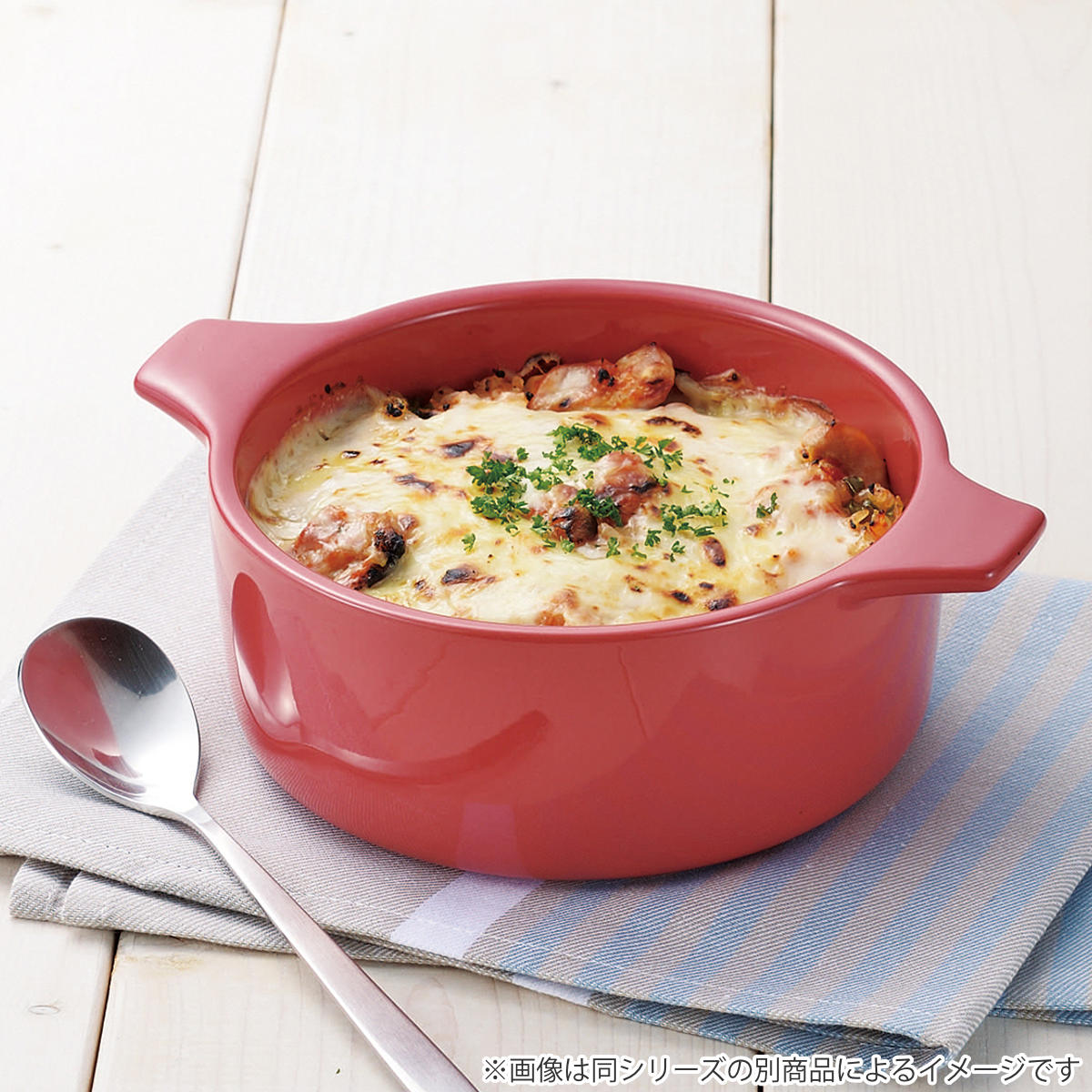 電子レンジ調理器 18cm 深型 オーブン対応 レンジ鍋 ( 電子レンジ 調理器具 調理容器 オーブン 蓋付き 両手鍋 鍋 両手なべ 調理鍋 電子レンジ調理皿 レンジ 調理 料理 盛り付け 器 18センチ なべ 簡単 便利 ) 【レッド】 レッド