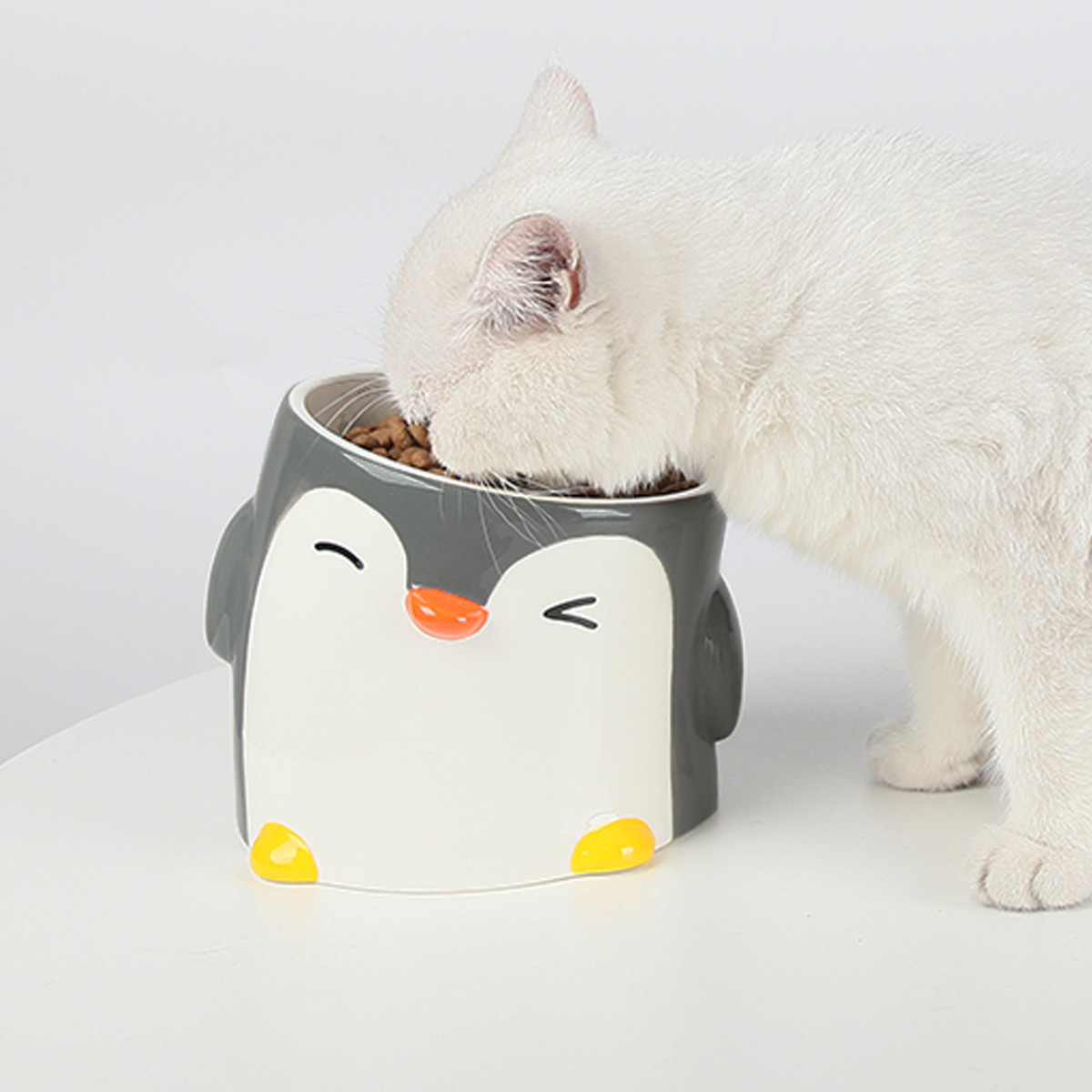 フードボウル ペンギンボウル 犬 猫 高さがある ( ペットボウル 脚付き 斜め 犬用 猫用 ペット用 餌皿 エサ皿 食べやすい ペットフードボウル ペット用食器 えさ入れ かわいい おもしろい ペット用品 )