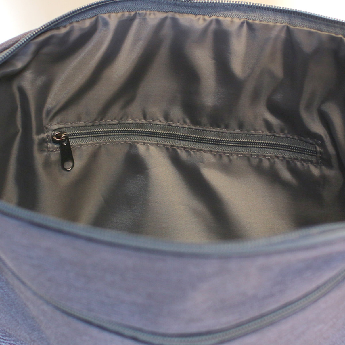 ショルダーバッグ 杢調ポリトラベルミニショルダー ph wonderlust ( バッグ 旅行バック かばん レディース メンズ ショルダー 収納 ポケット 斜めがけ 撥水 サブバッグ 旅行 鞄 男女兼用 バックル付き シンプル ) 【グレー】 グレー