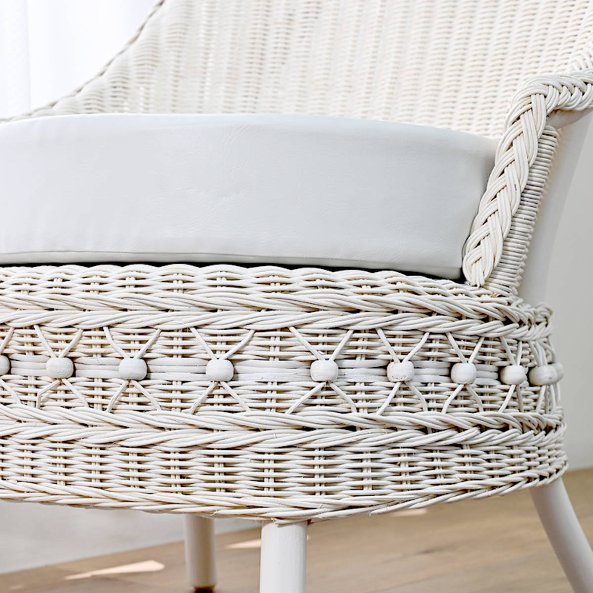 籐 ソファ 幅55cm シングルソファ 1人掛け ラタン製 fiore ( 白家具 ラタン家具 姫系 パーソナルチェア ソファー チェア フィオーレ 椅子 イス チェアー ホワイトウォッシュ 一人用 一人掛 1人 )