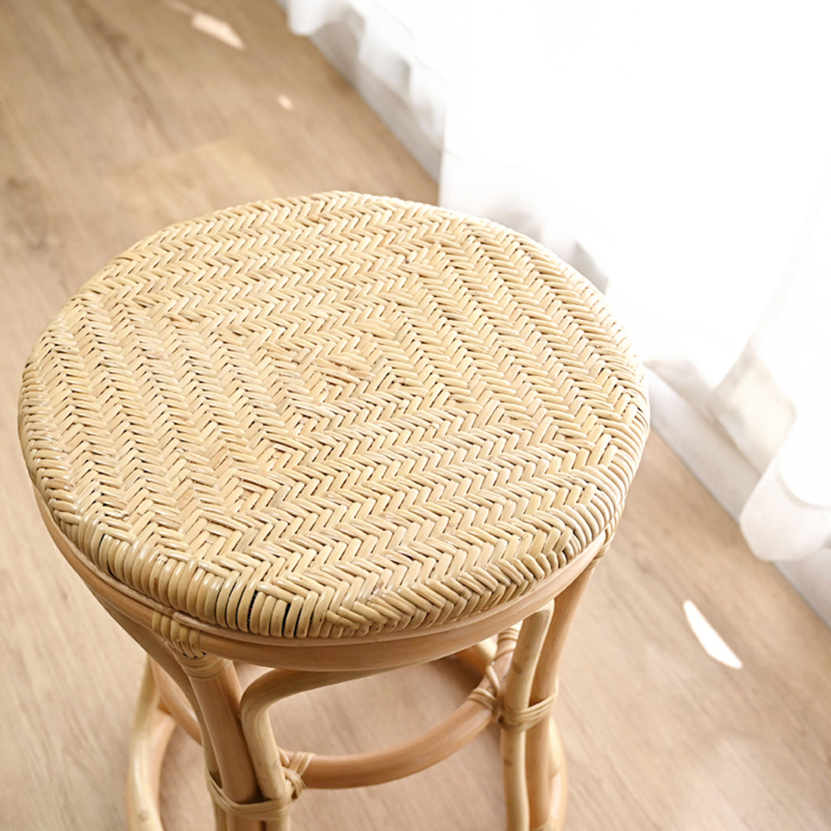 ラタン スツール 座面高44cm 軽量 籐椅子 ダイニングチェア ( ラタンチェア ラタンスツール 腰掛 籐製 軽い 円形 アジアン インテリア あじろ編み 和室 リビング 和モダン 脱衣所 洗面所 玄関 ナチュラル おしゃれ ) 【ナチュラル】 ナチュラル