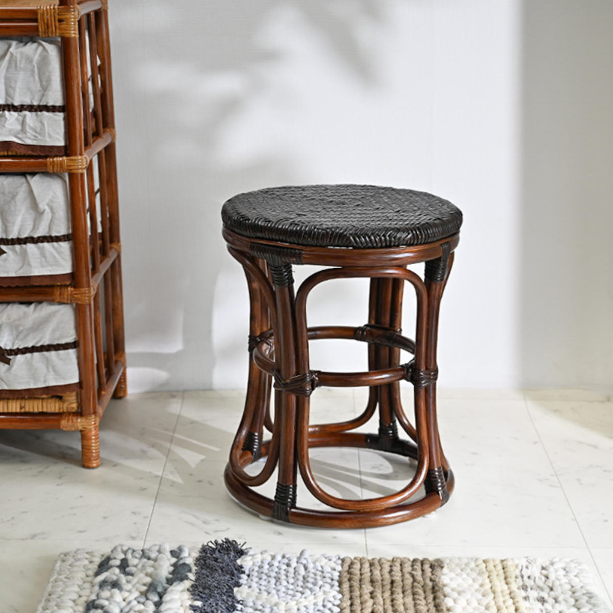 ラタン スツール 座面高44cm 軽量 籐椅子 ダイニングチェア ( ラタンチェア ラタンスツール 腰掛 籐製 軽い 円形 アジアン インテリア あじろ編み 和室 リビング 和モダン 脱衣所 洗面所 玄関 ナチュラル おしゃれ ) 【ナチュラル】 ナチュラル