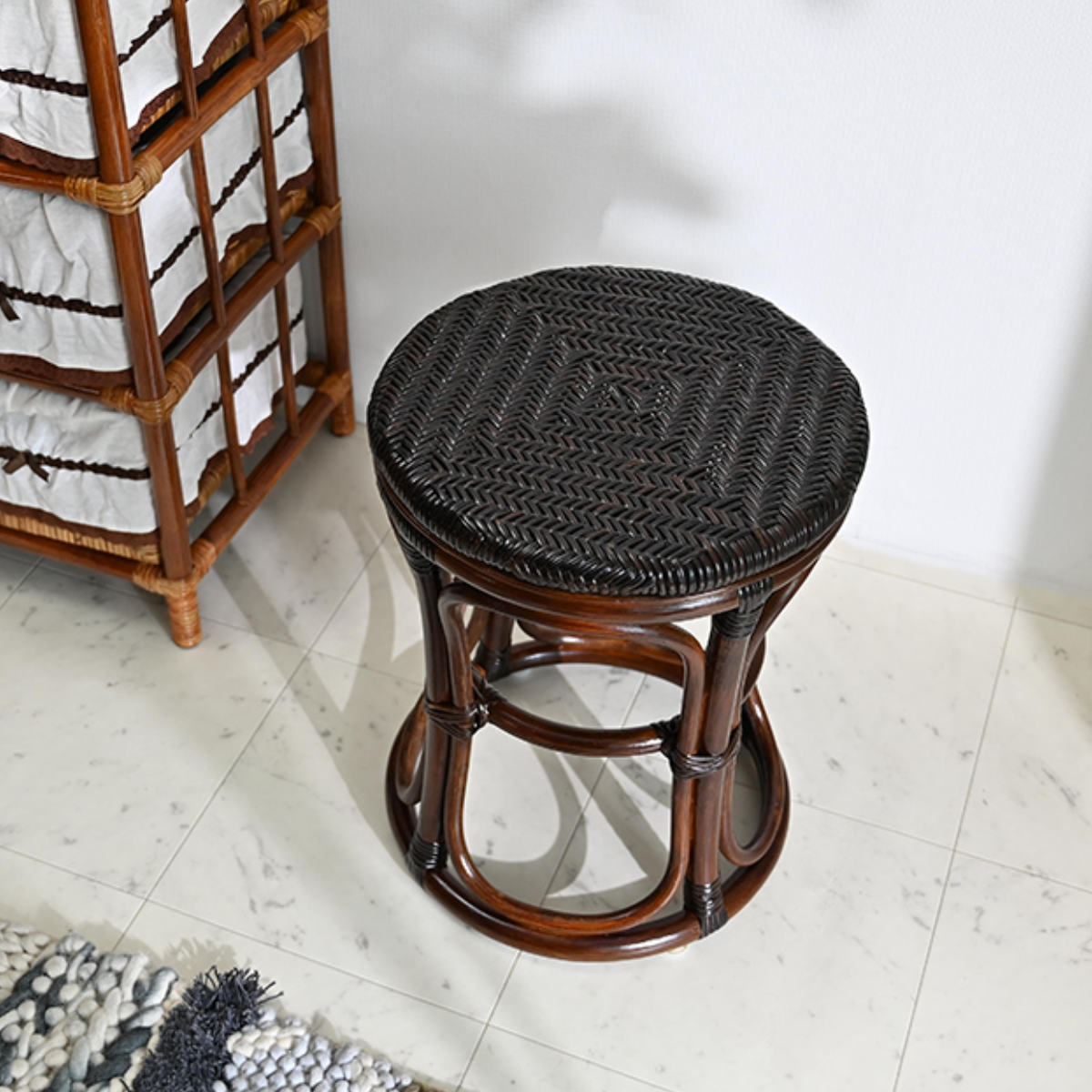 ラタン スツール 座面高44cm 軽量 籐椅子 ダイニングチェア ( ラタンチェア ラタンスツール 腰掛 籐製 軽い 円形 アジアン インテリア あじろ編み 和室 リビング 和モダン 脱衣所 洗面所 玄関 ナチュラル おしゃれ ) 【ナチュラル】 ナチュラル