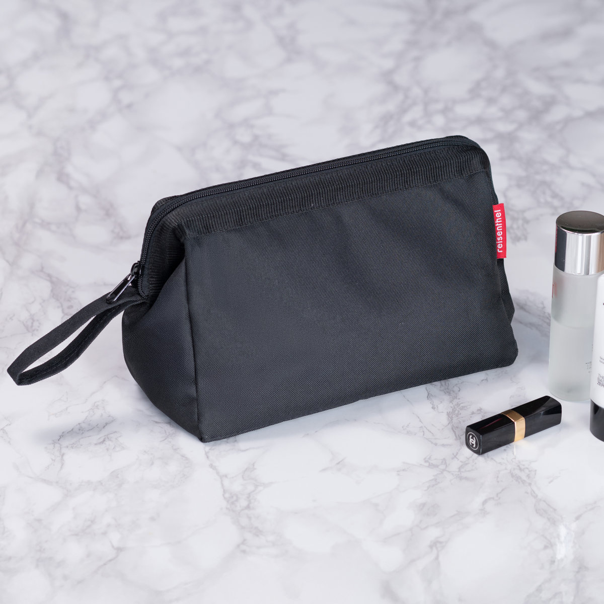 ポーチ 旅行用 大容量 reisenthel TRAVELCOSMETIC ( ライゼンタール トラベルポーチ 化粧ポーチ 収納 旅行 持ち運び トラベル 小物入れ 化粧品 コスメポーチ 仕切り 持ち手付き 洗面道具 バッグインバッグ おしゃれ 自立 大きめ ) 【DOTSWHITE】 DOTSWHITE