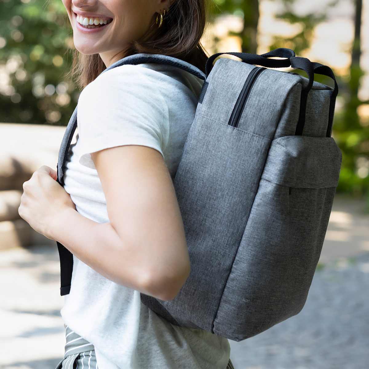 【アウトレット】リュック ライゼンタール OVERNIGHTER BACKPACK M ( reisenthel リュックサック ボックス型 バックパック レディース ツイストシルバー タブレット PC 収納 おしゃれ )