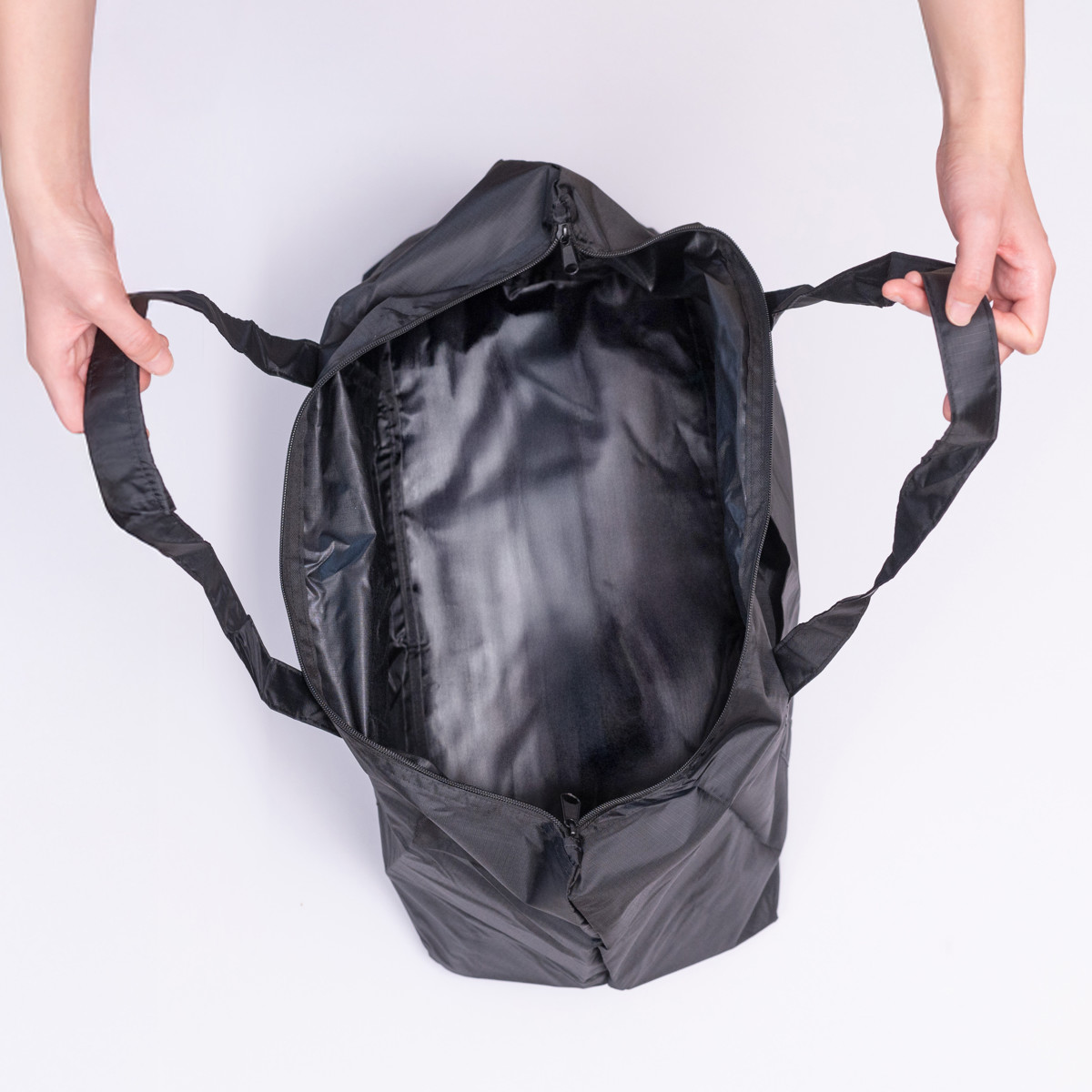 ボストンバッグ reisenthel MINI MAXI TRAVELBAG 30L ( ライゼンタール 大容量 バッグ 美容 学生 美容師 軽量 肩掛け トラベルバッグ 旅行用バッグ サブバッグ ファスナー ポケット コンパクト ) 【DOTSWHITE】 DOTSWHITE