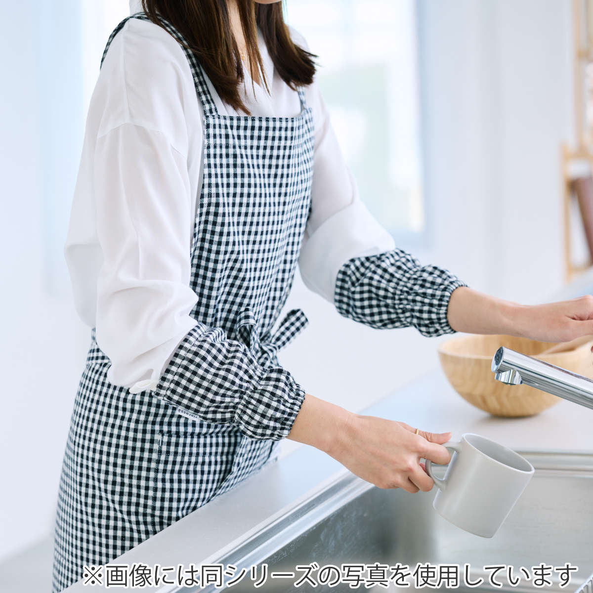 エプロン vieressa エーデ チェスター フルエプロン キッチン 炊事 ( キッチンエプロン 台所エプロン ヴィエレッサ インド綿 ポケット付き ループ付き 胸当てエプロン 大人用 レディース バッククロス 綿 タオルループ おしゃれ ) 【ネイビー】 ネイビー